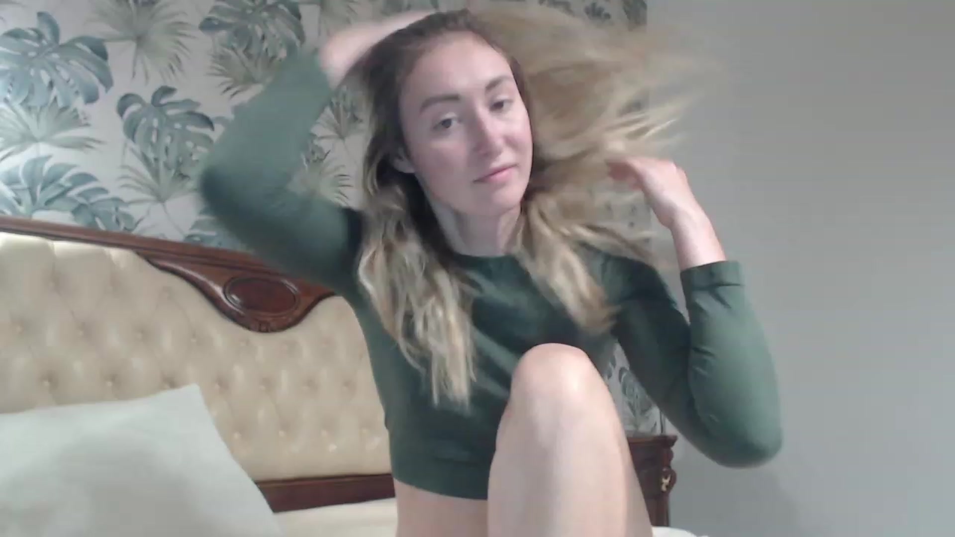Gallery image thumbnail from Veronica_4u's myfreecams stream on, 10/23/2023, 16:04 image 3 of 20