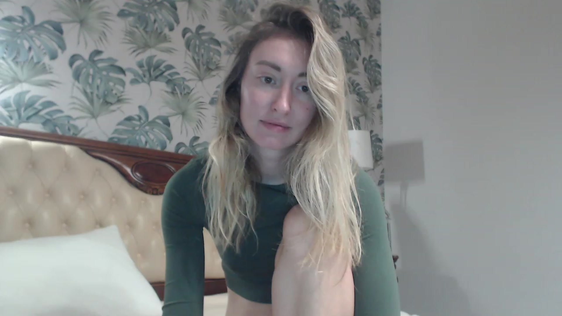 Gallery image thumbnail from Veronica_4u's myfreecams stream on, 10/23/2023, 16:04 image 13 of 20