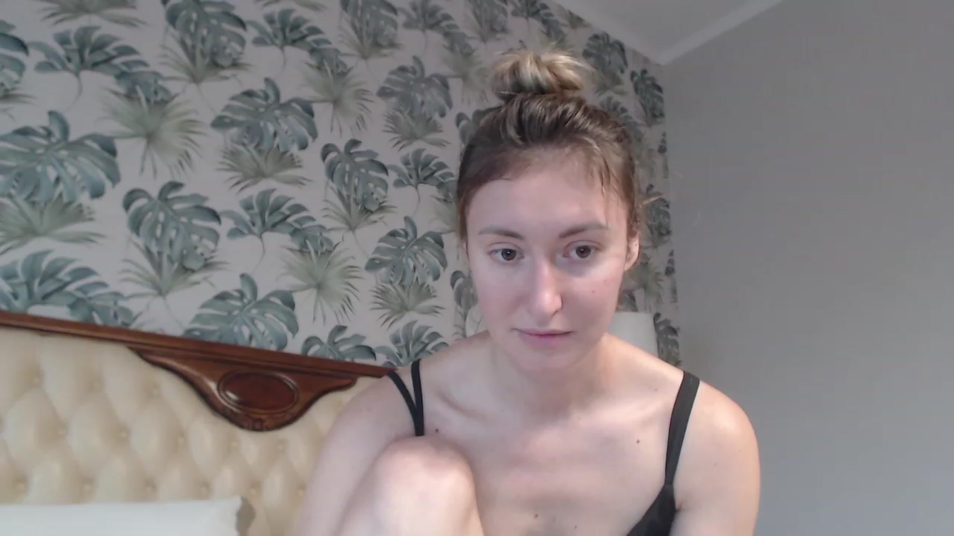 Gallery image thumbnail from Veronica_4u's myfreecams stream on, 11/04/2023, 08:56 image 3 of 20
