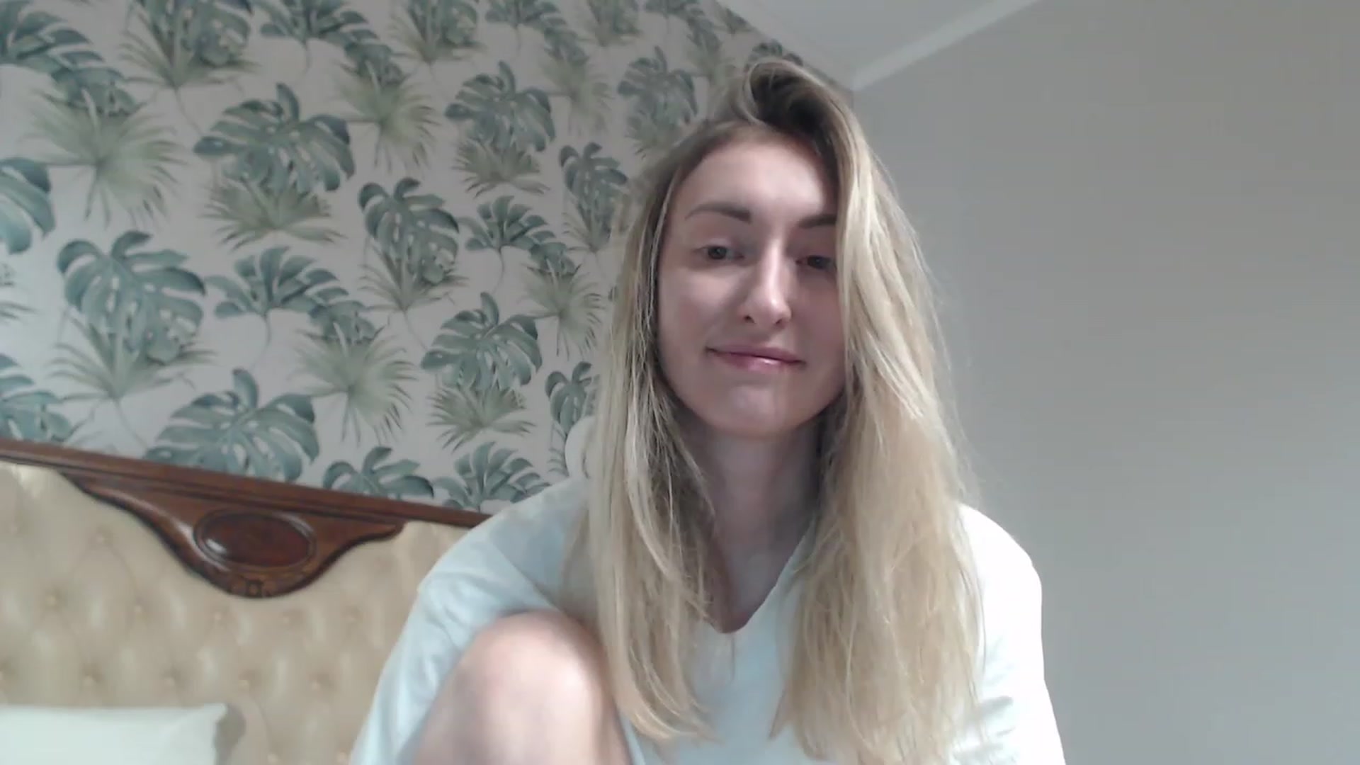 Gallery image thumbnail from Veronica_4u's myfreecams stream on, 11/09/2023, 18:09 image 9 of 20