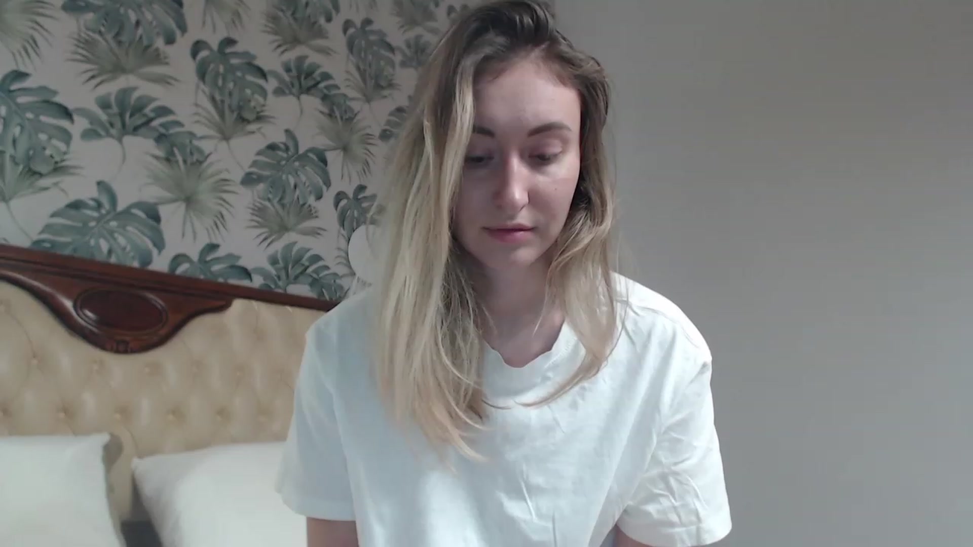 Gallery image thumbnail from Veronica_4u's myfreecams stream on, 11/10/2023, 16:10 image 1 of 20
