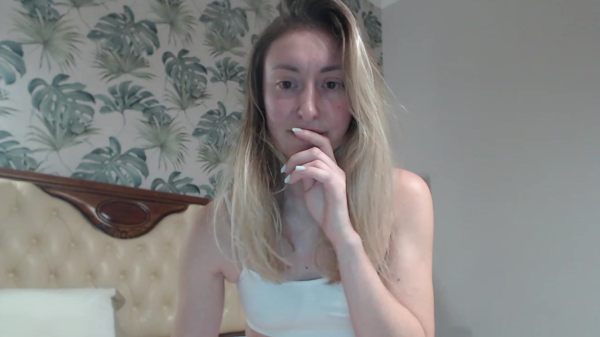 Gallery image thumbnail from Veronica_4u's myfreecams stream on, 11/11/2023, 17:20 image 1 of 20