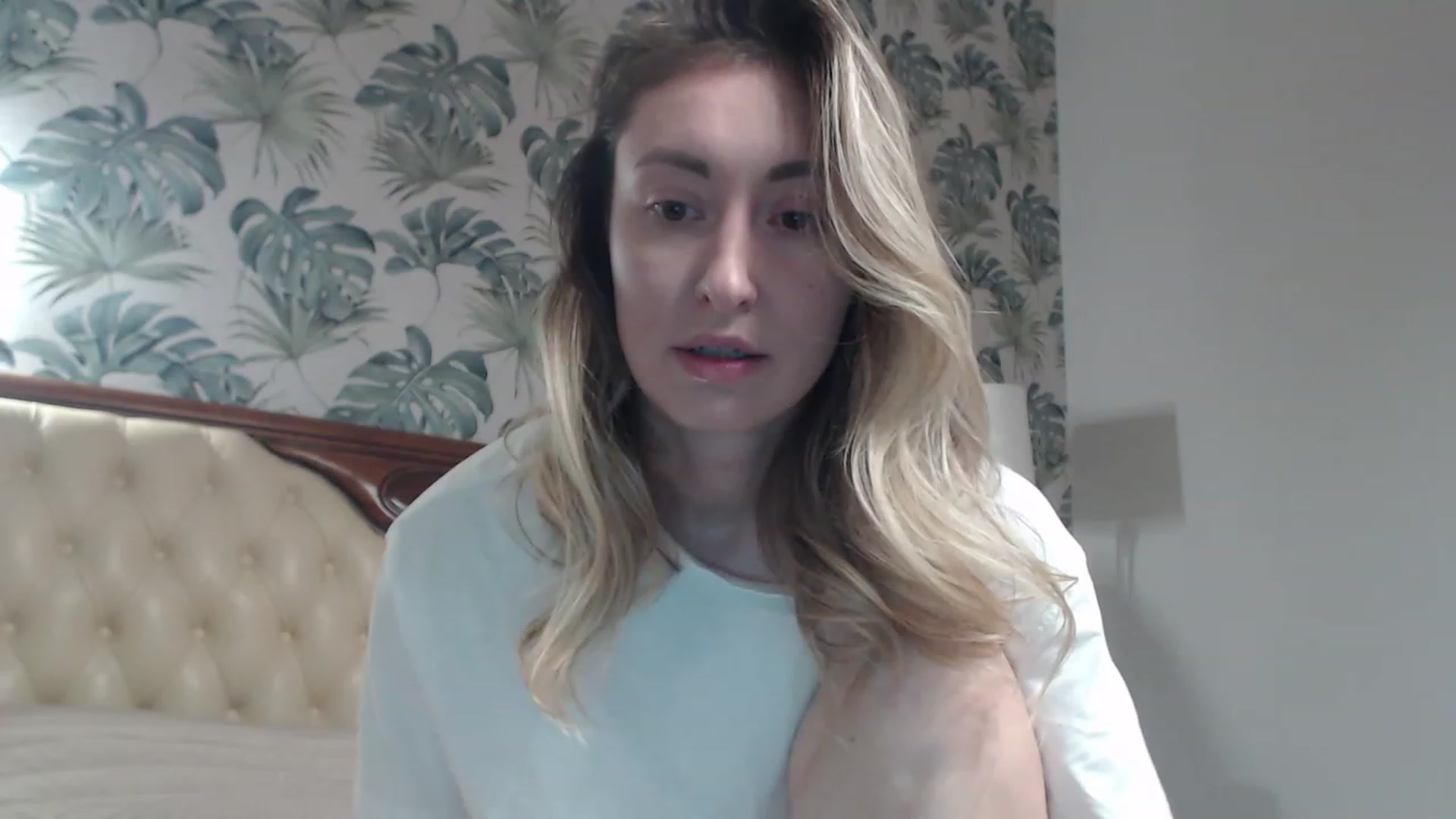 Gallery image thumbnail from Veronica_4u's myfreecams stream on, 11/16/2023, 17:59 image 1 of 20