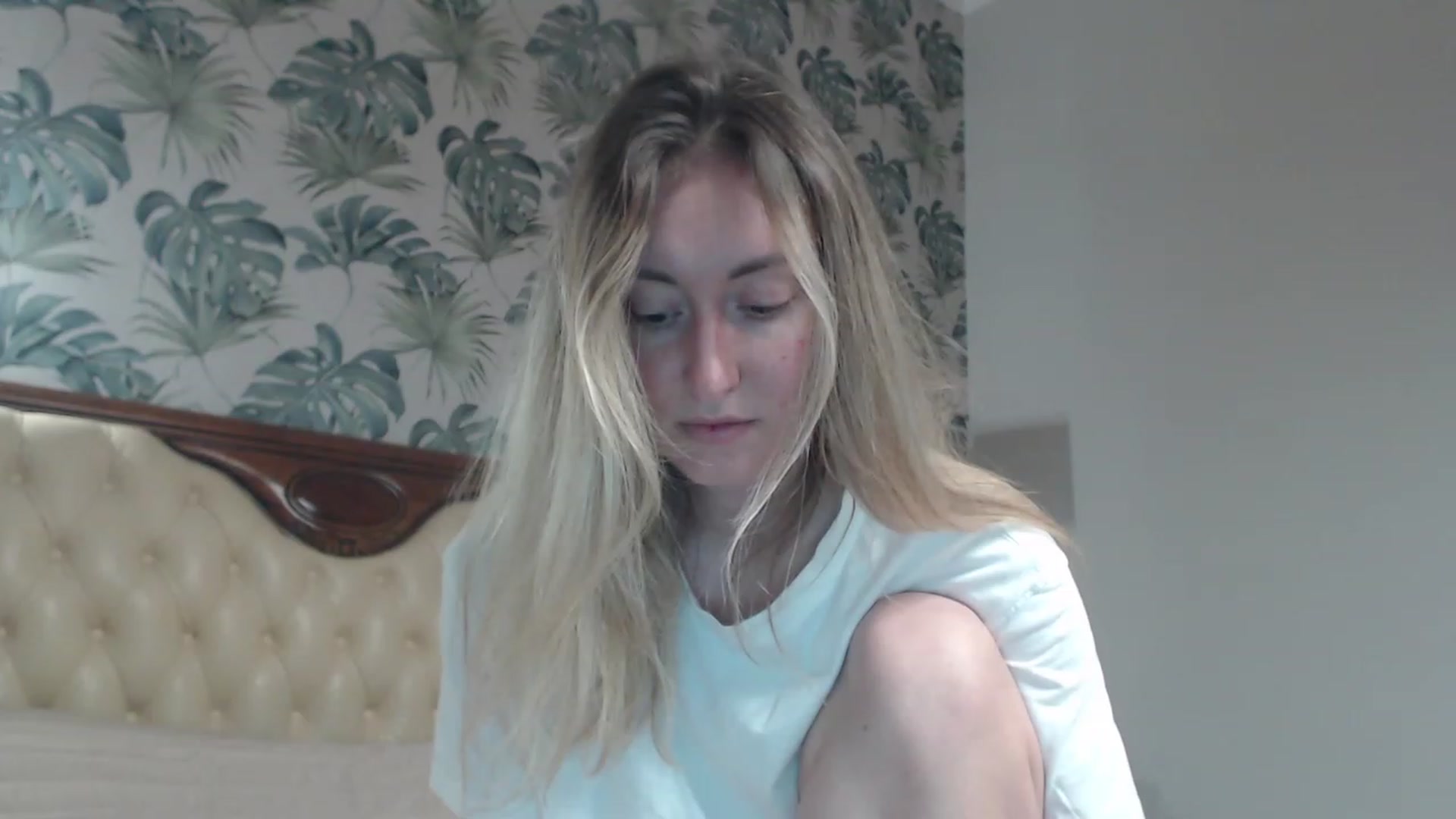 Gallery image thumbnail from Veronica_4u's myfreecams stream on, 11/17/2023, 17:40 image 4 of 20
