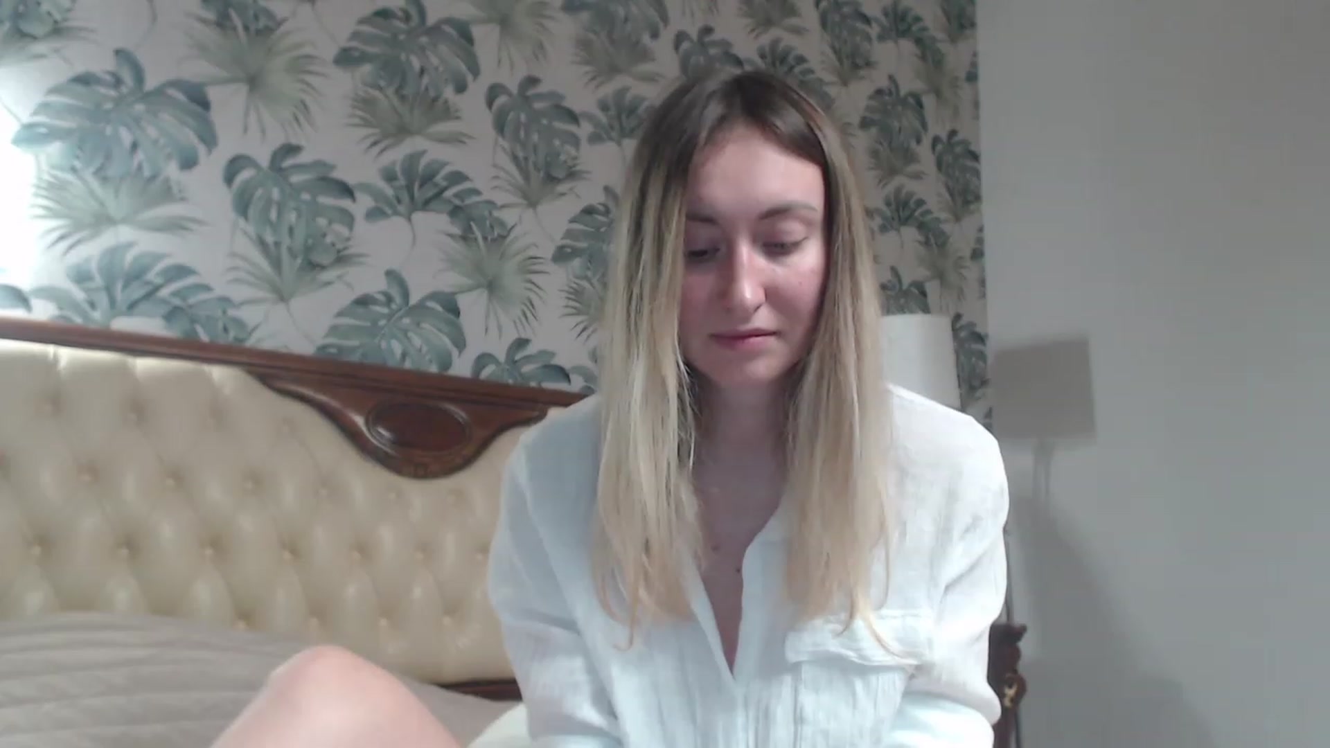 Gallery image thumbnail from Veronica_4u's myfreecams stream on, 11/20/2023, 17:27 image 11 of 20