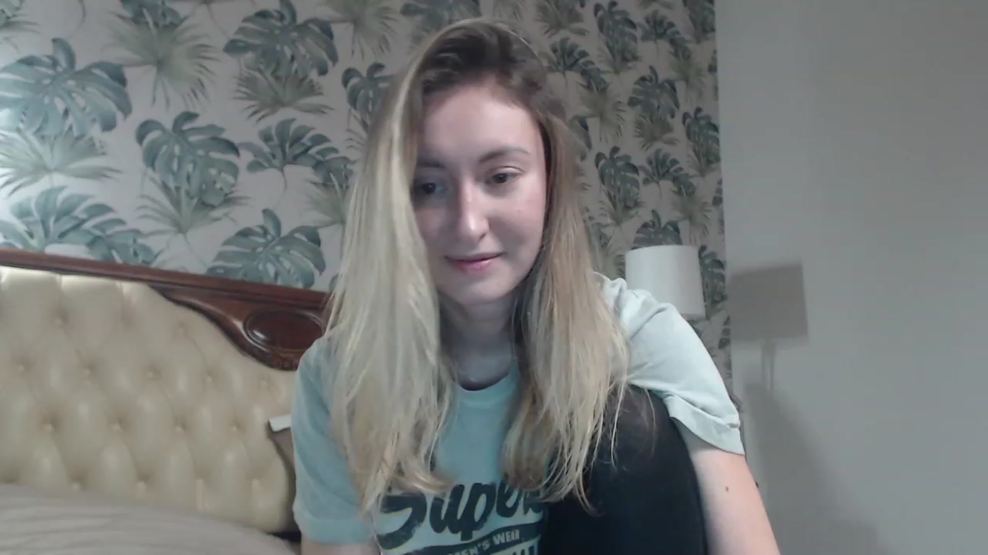 Gallery image thumbnail from Veronica_4u's myfreecams stream on, 12/01/2023, 16:29 image 9 of 20