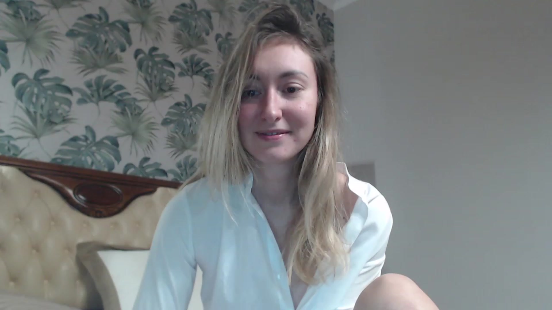 Gallery image thumbnail from Veronica_4u's myfreecams stream on, 12/03/2023, 15:46 image 5 of 20