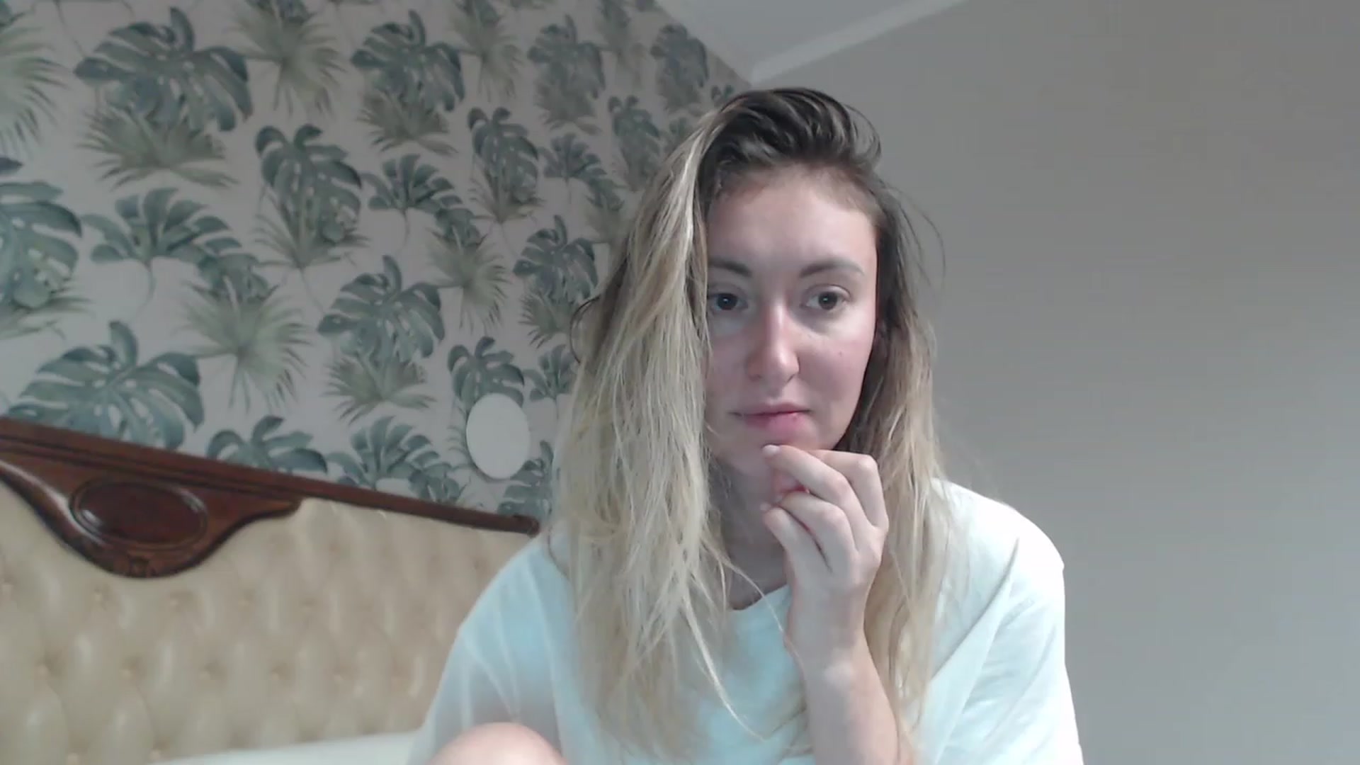Gallery image thumbnail from Veronica_4u's myfreecams stream on, 12/16/2023, 16:39 image 11 of 20