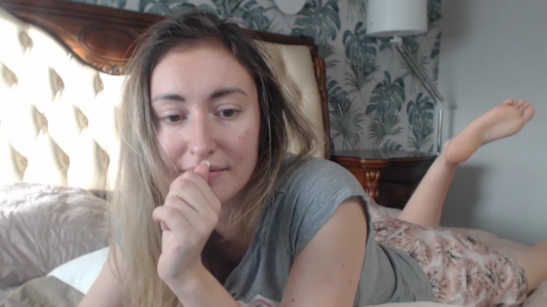 Gallery image thumbnail from Veronica_4u's myfreecams stream on, 12/27/2023, 07:15 image 18 of 20