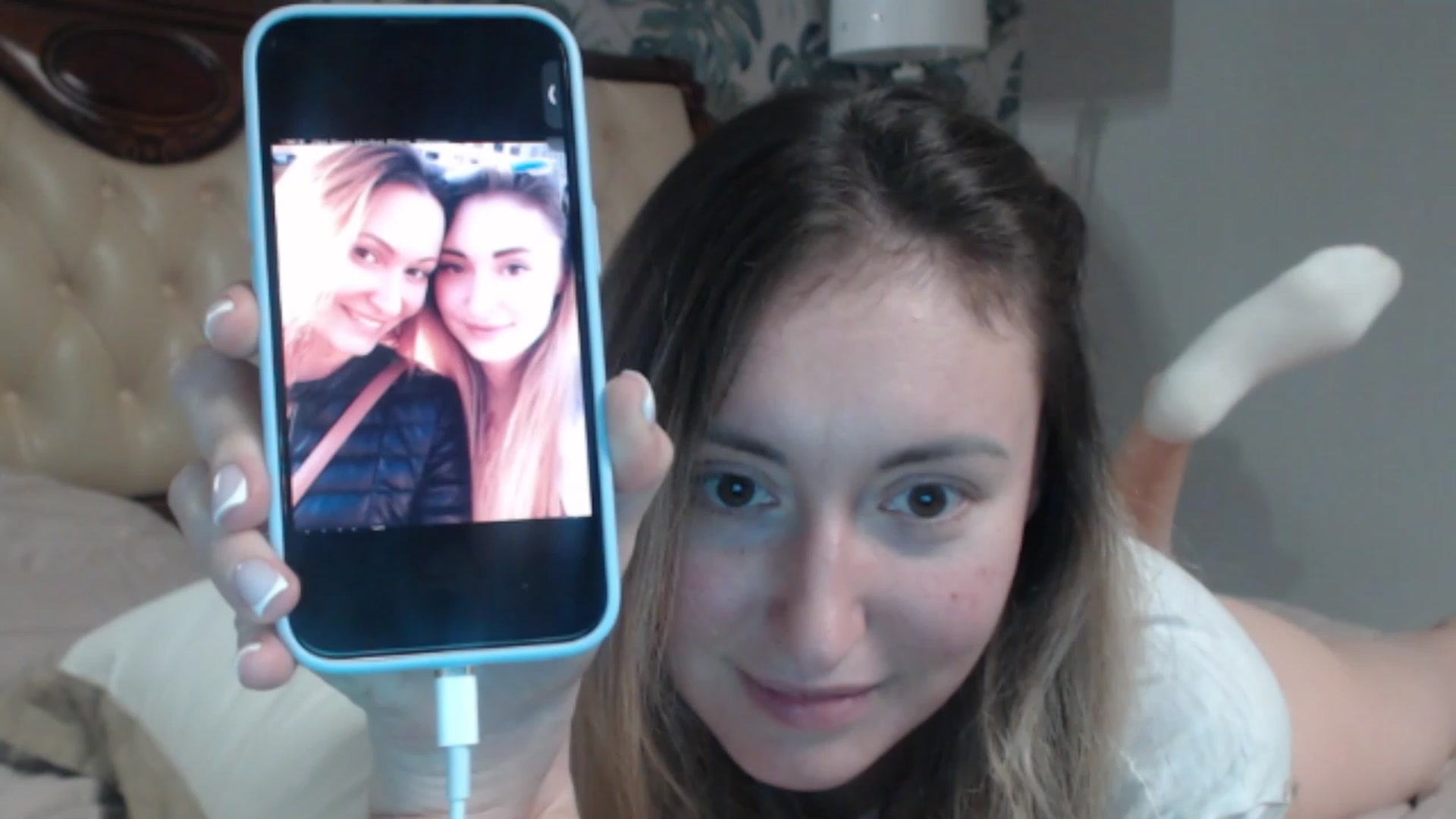 Gallery image thumbnail from Veronica_4u's myfreecams stream on, 12/28/2023, 16:45 image 14 of 20