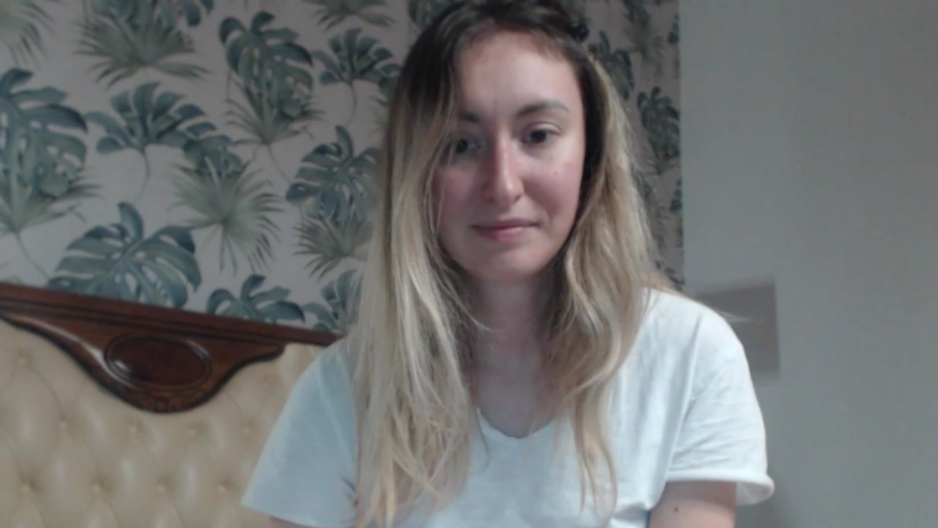 Gallery image thumbnail from Veronica_4u's myfreecams stream on, 12/29/2023, 17:17 image 19 of 20