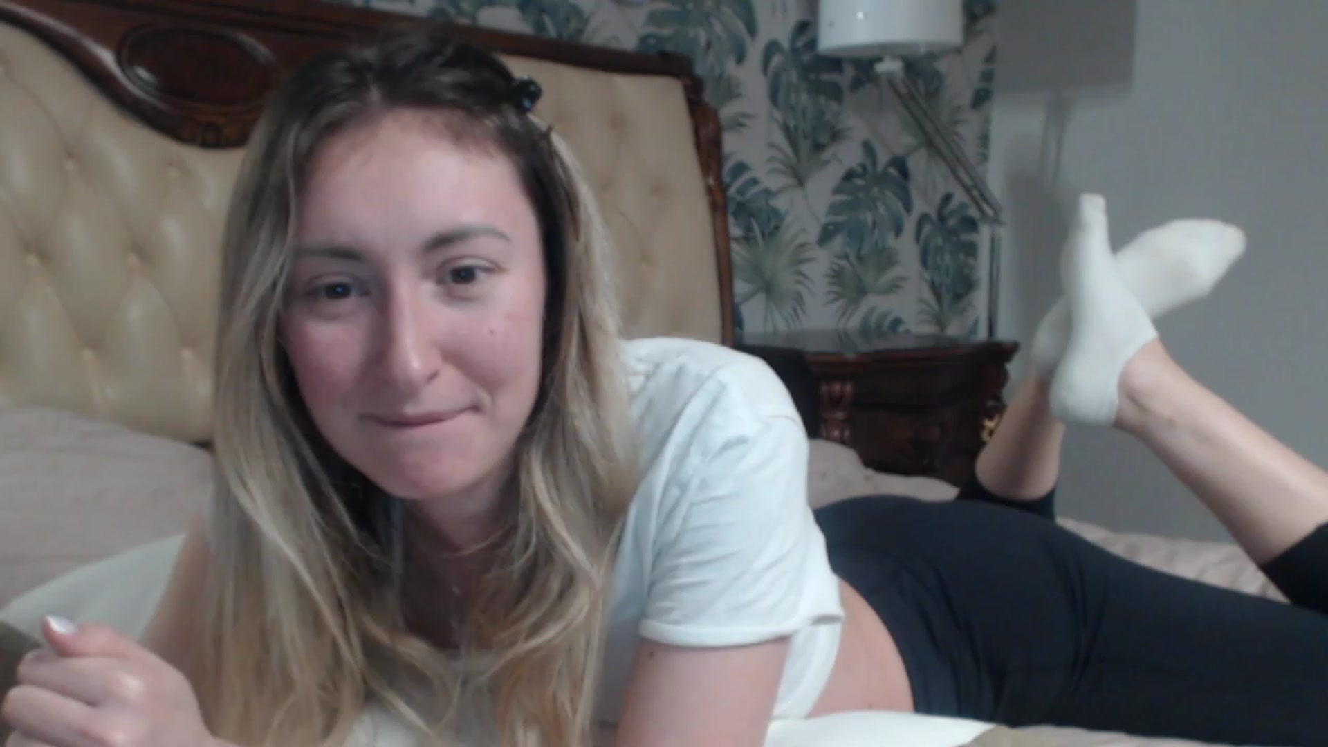 Gallery image thumbnail from Veronica_4u's myfreecams stream on, 12/29/2023, 17:17 image 11 of 20
