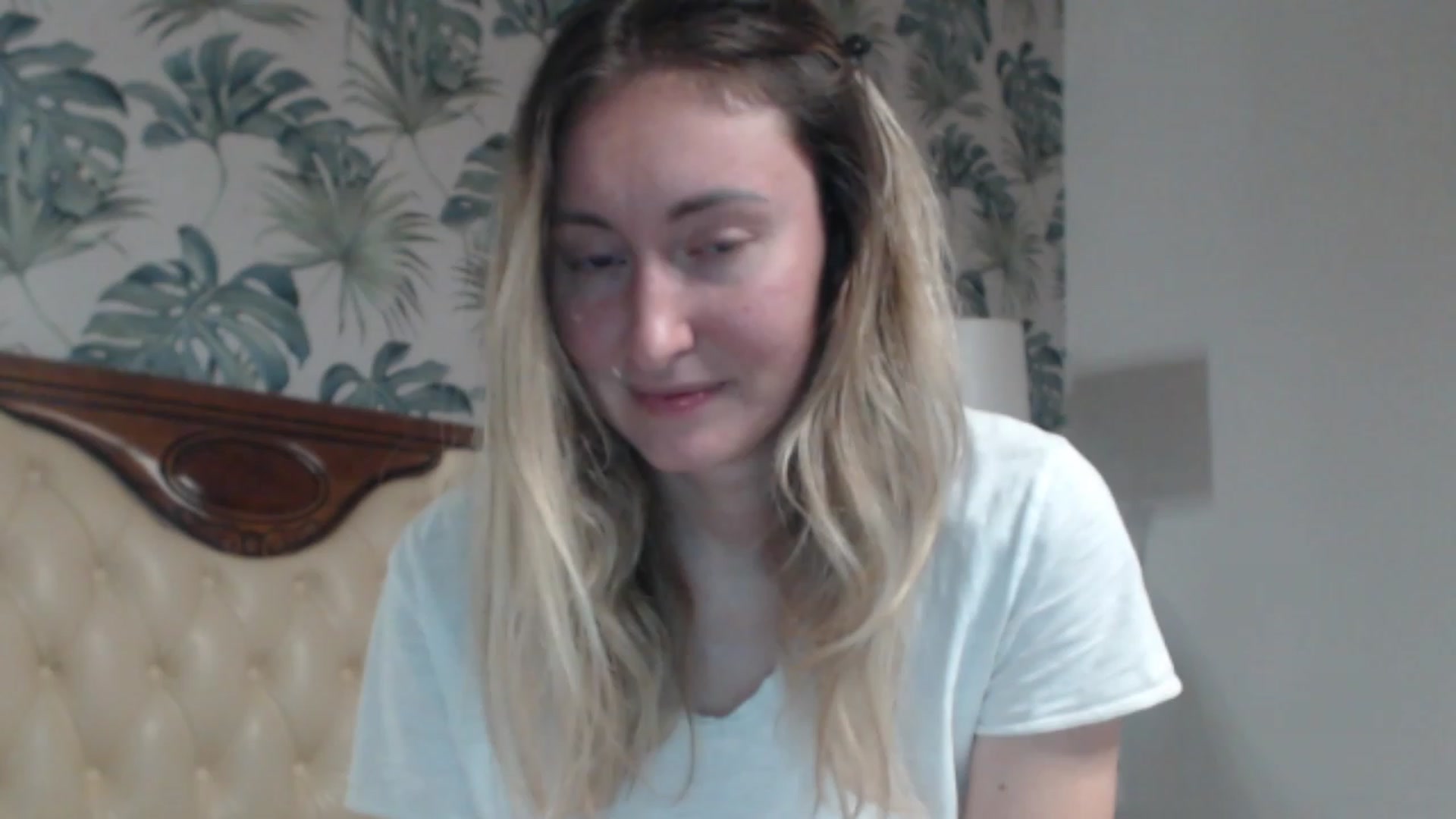 Gallery image thumbnail from Veronica_4u's myfreecams stream on, 12/29/2023, 18:27 image 15 of 20