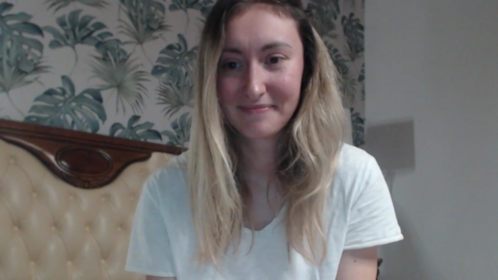 Gallery image thumbnail from Veronica_4u's myfreecams stream on, 12/29/2023, 18:27 image 19 of 20
