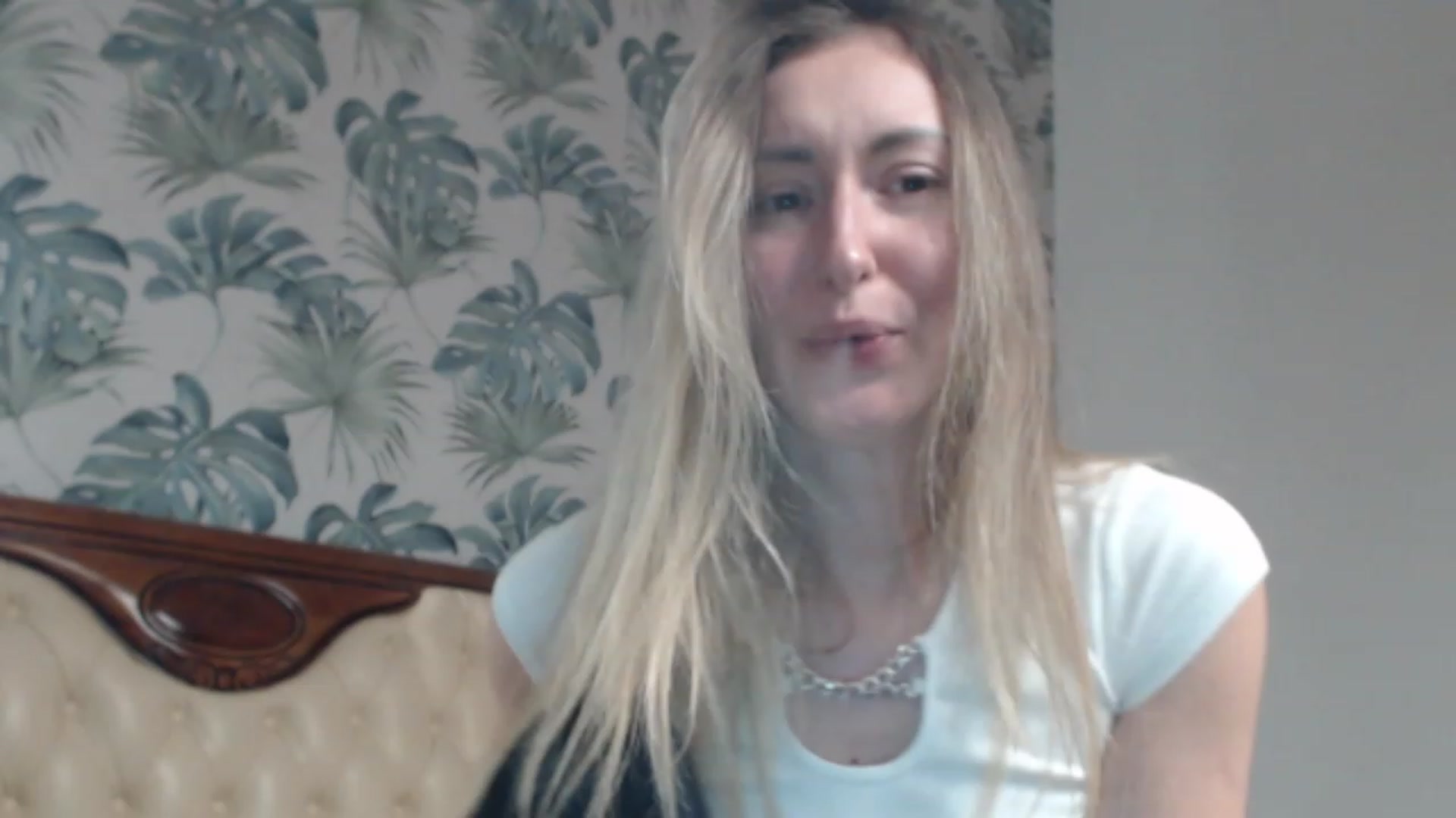 Gallery image thumbnail from Veronica_4u's myfreecams stream on, 01/08/2024, 16:50 image 9 of 20