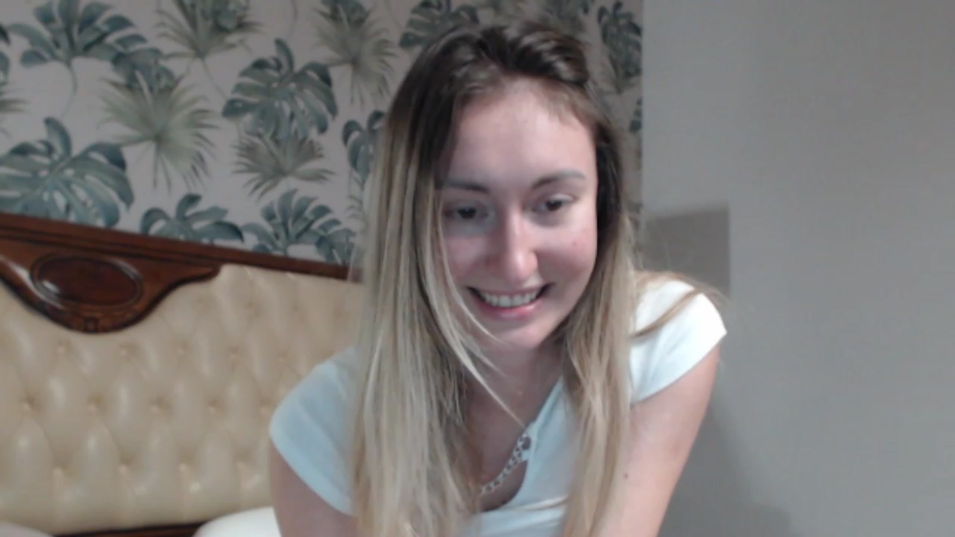 Gallery image thumbnail from Veronica_4u's myfreecams stream on, 01/09/2024, 17:48 image 4 of 20