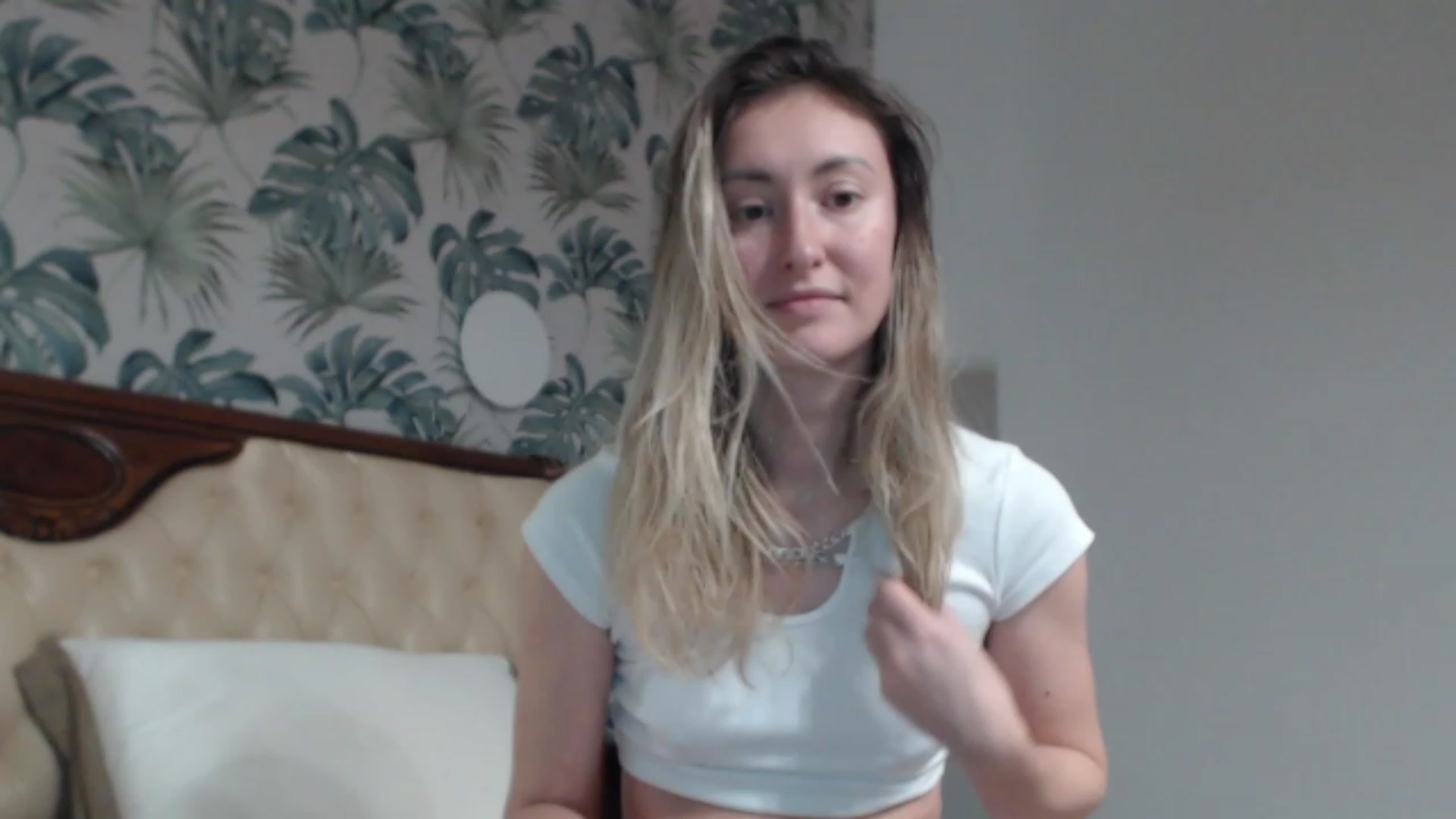 Gallery image thumbnail from Veronica_4u's myfreecams stream on, 01/11/2024, 17:33 image 2 of 20