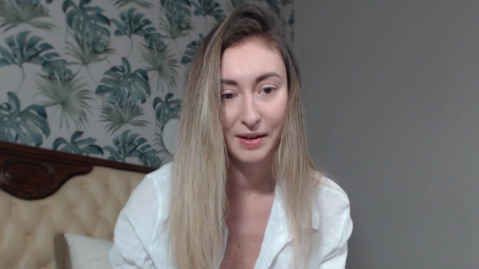 Gallery image thumbnail from Veronica_4u's myfreecams stream on, 01/25/2024, 17:18 image 15 of 20