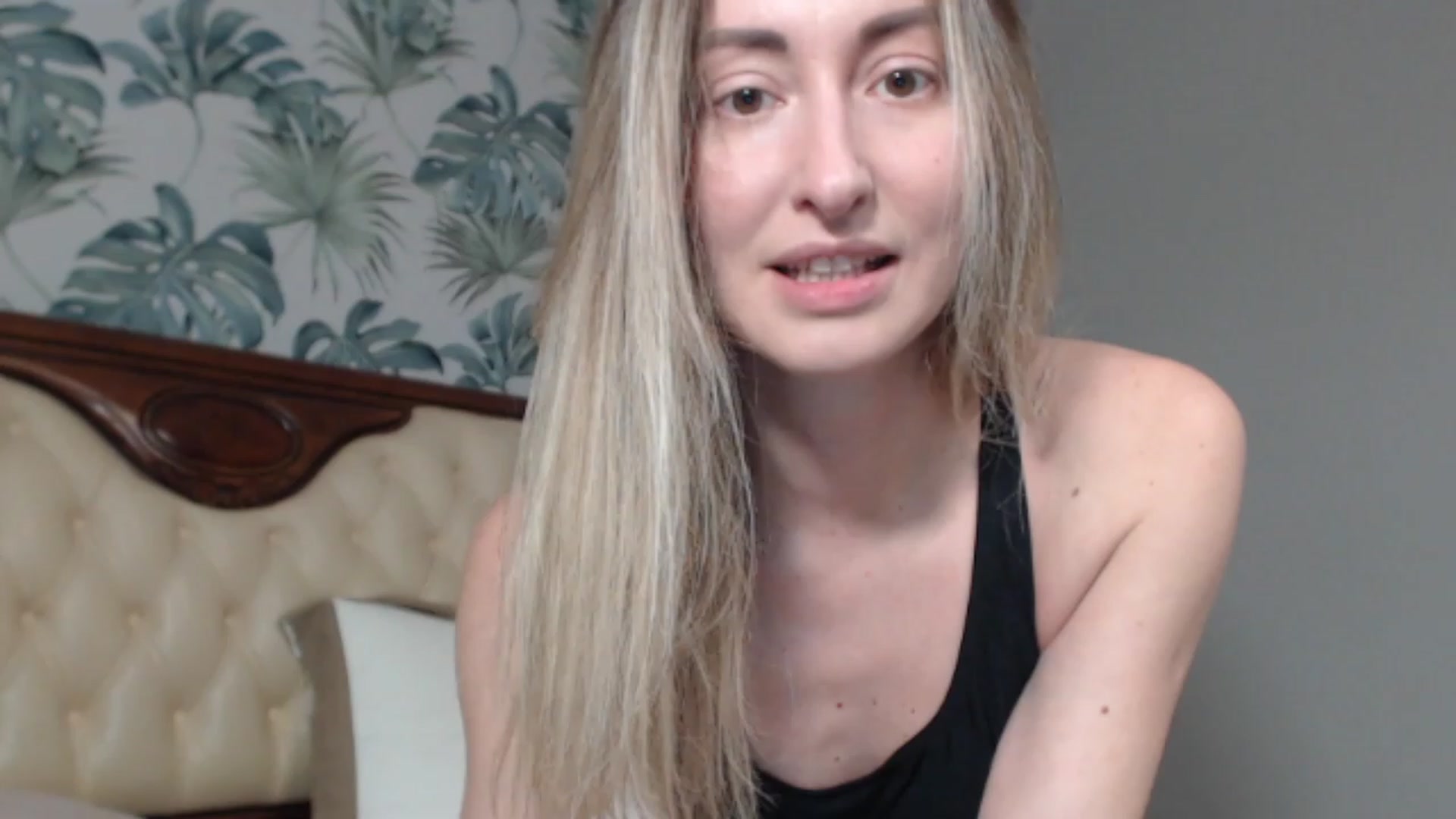 Gallery image thumbnail from Veronica_4u's myfreecams stream on, 01/25/2024, 18:28 image 10 of 20
