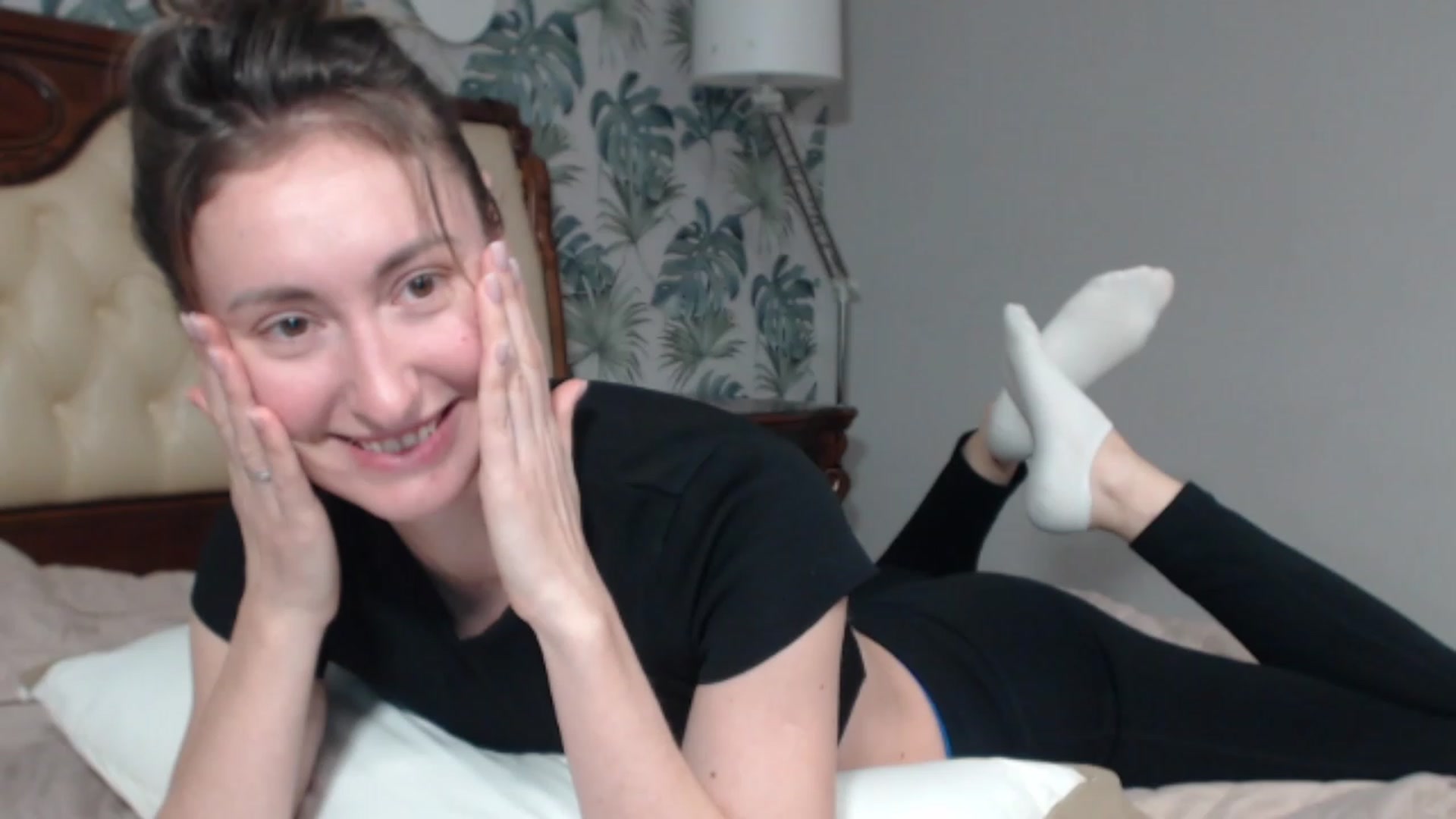 Gallery image thumbnail from Veronica_4u's myfreecams stream on, 01/27/2024, 16:41 image 6 of 20