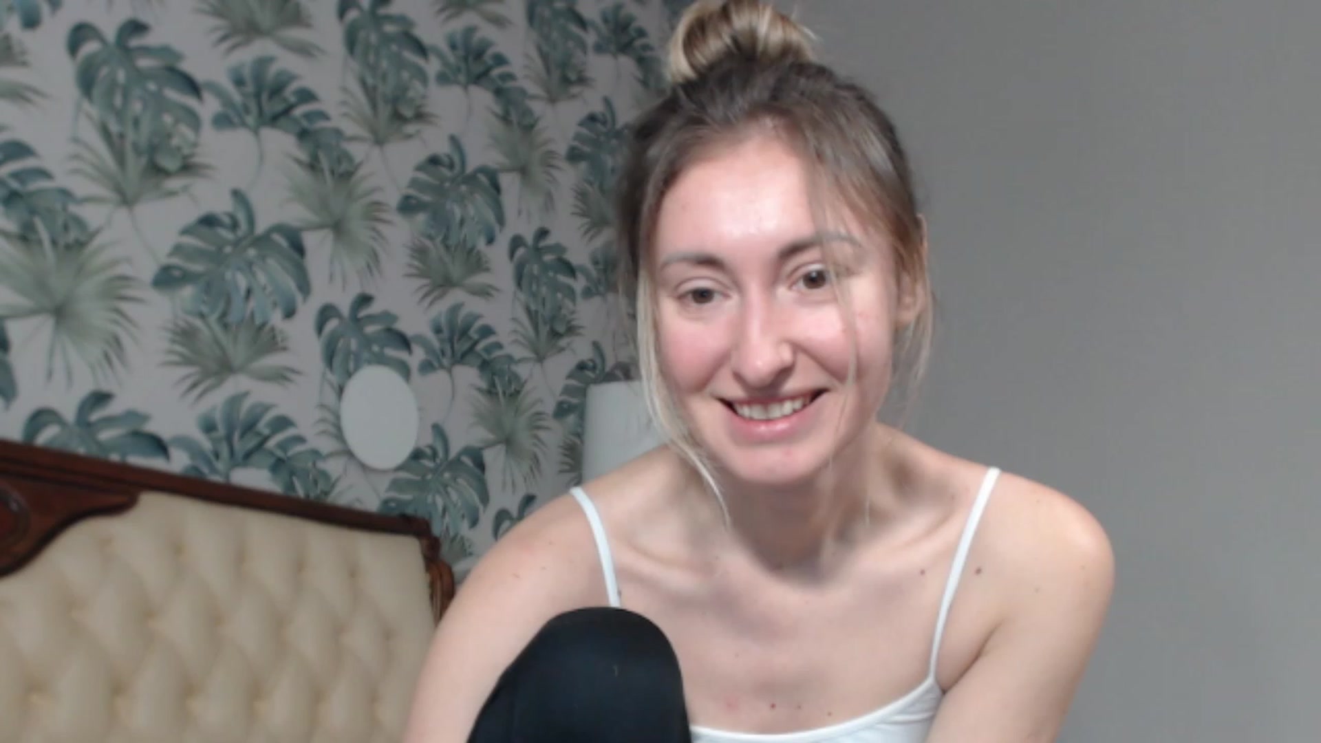Gallery image thumbnail from Veronica_4u's myfreecams stream on, 01/28/2024, 07:48 image 4 of 20