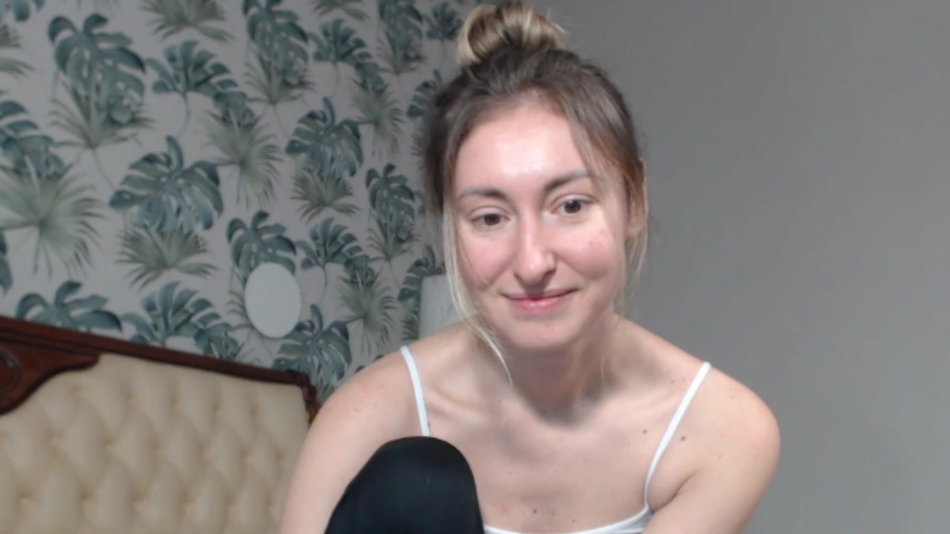 Gallery image thumbnail from Veronica_4u's myfreecams stream on, 01/28/2024, 07:48 image 5 of 20