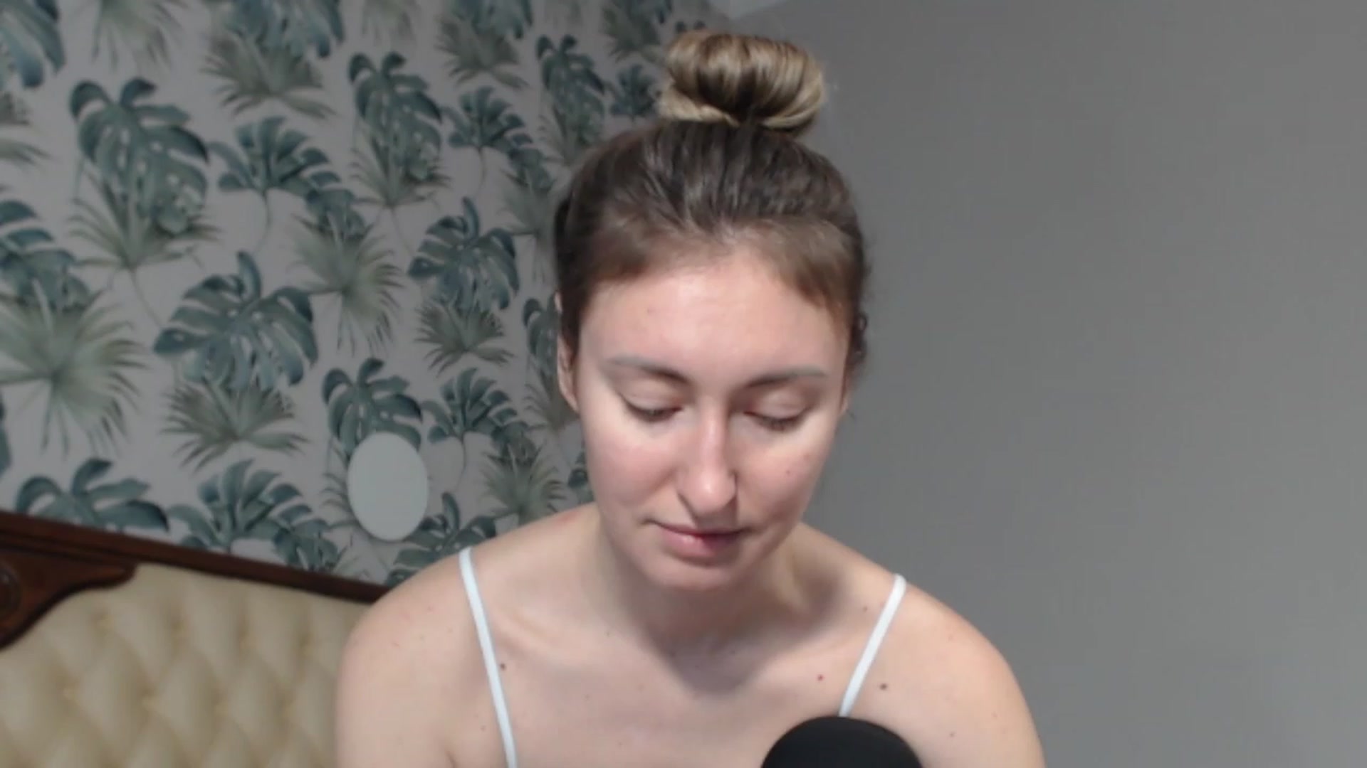 Gallery image thumbnail from Veronica_4u's myfreecams stream on, 01/28/2024, 08:42 image 12 of 20