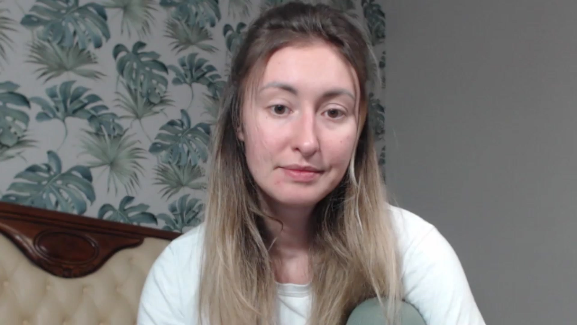 Gallery image thumbnail from Veronica_4u's myfreecams stream on, 02/06/2024, 16:27 image 2 of 20