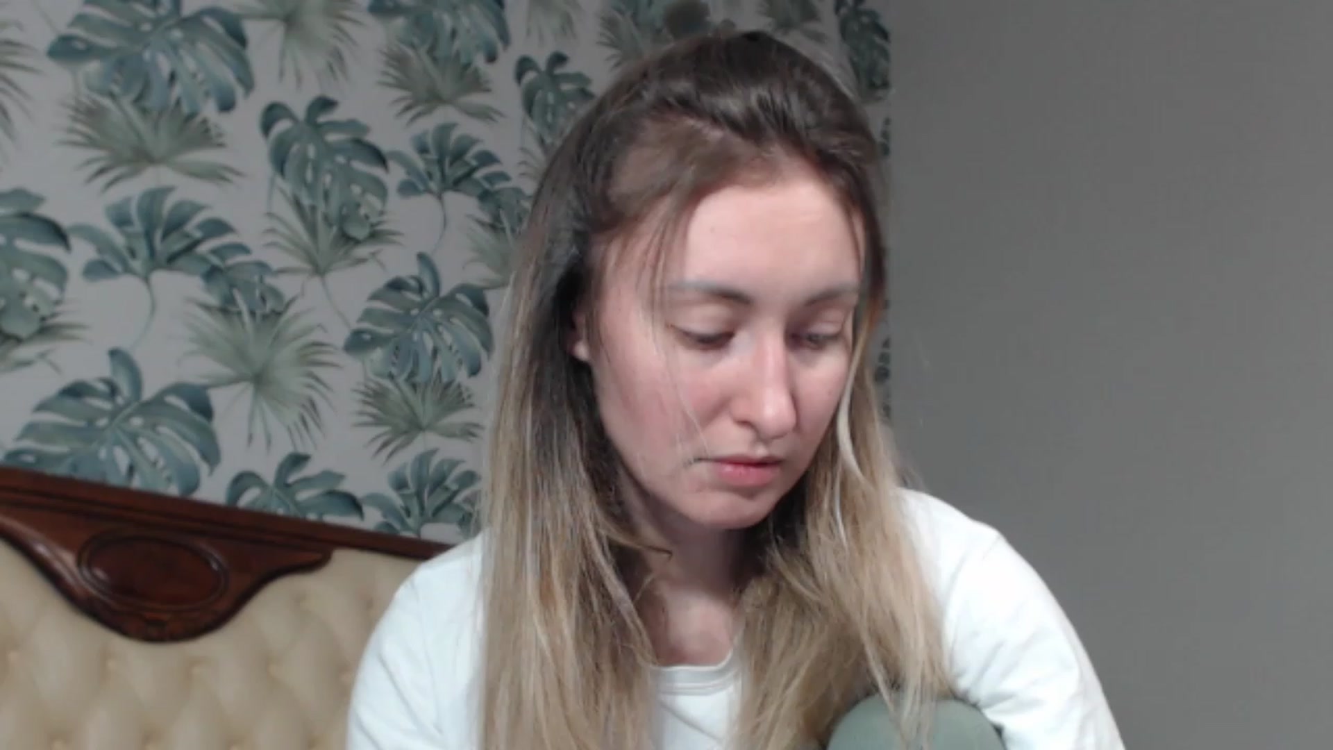 Gallery image thumbnail from Veronica_4u's myfreecams stream on, 02/06/2024, 16:27 image 14 of 20