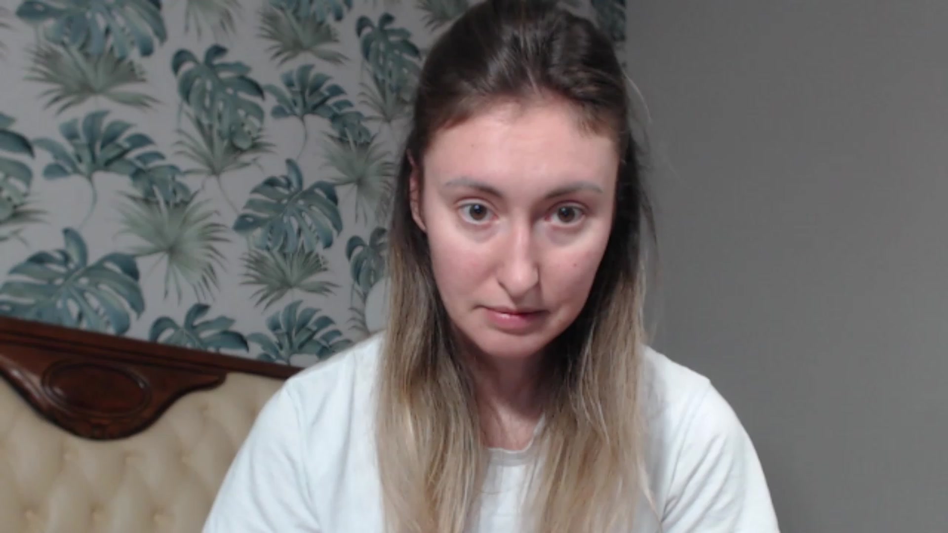 Gallery image thumbnail from Veronica_4u's myfreecams stream on, 02/06/2024, 18:18 image 12 of 20