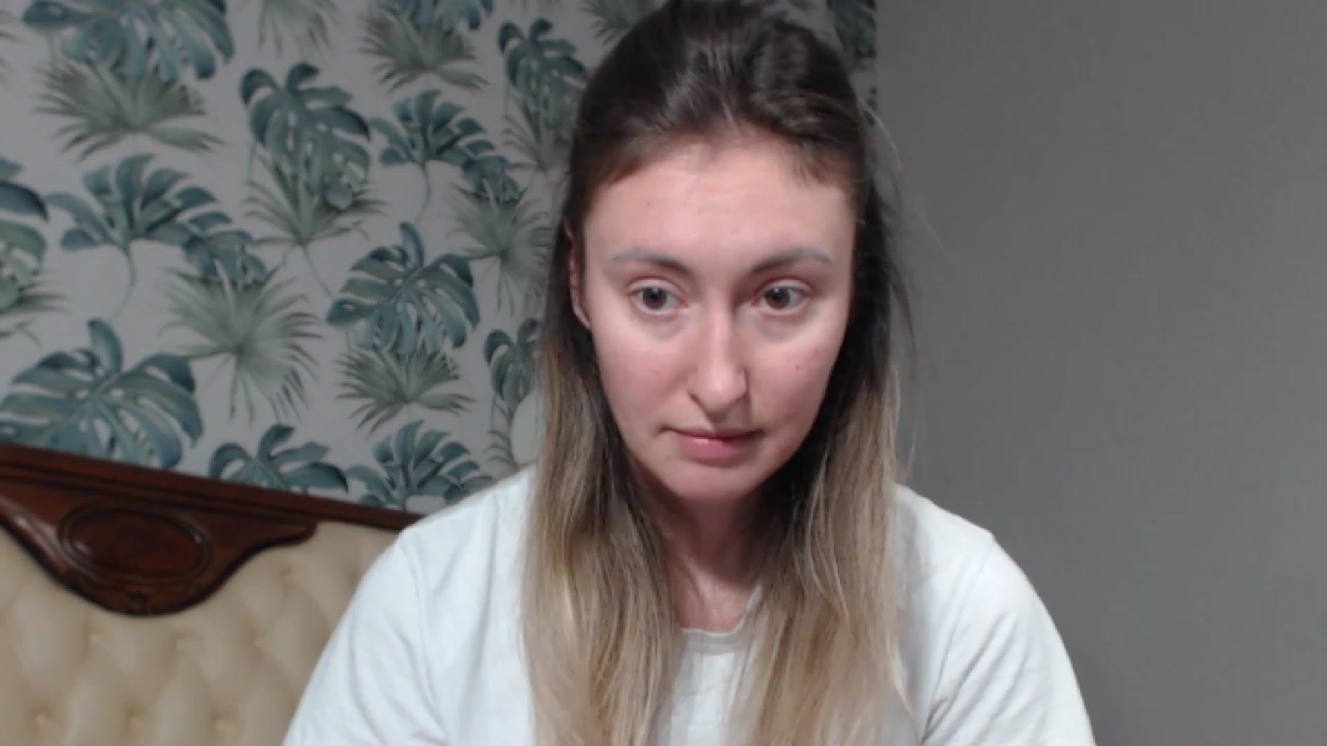 Gallery image thumbnail from Veronica_4u's myfreecams stream on, 02/06/2024, 18:18 image 10 of 20