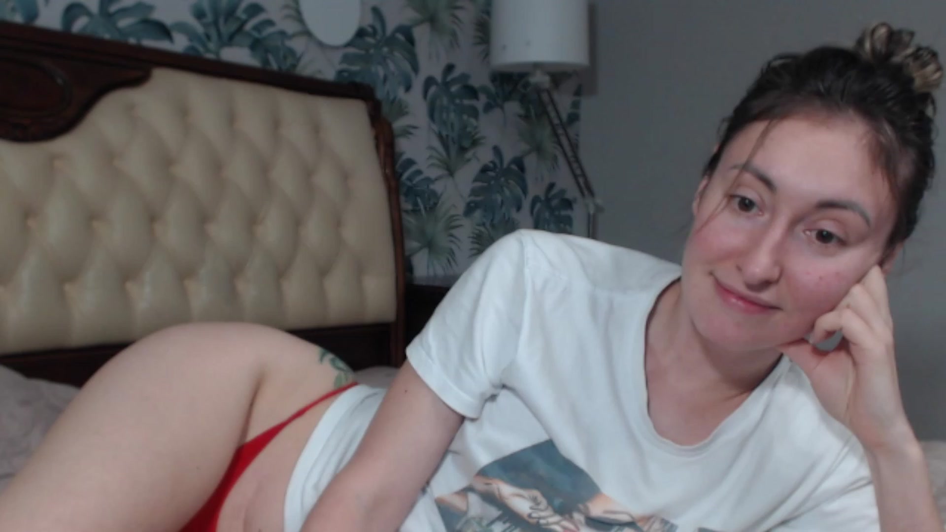Gallery image thumbnail from Veronica_4u's myfreecams stream on, 02/08/2024, 15:03 image 9 of 20