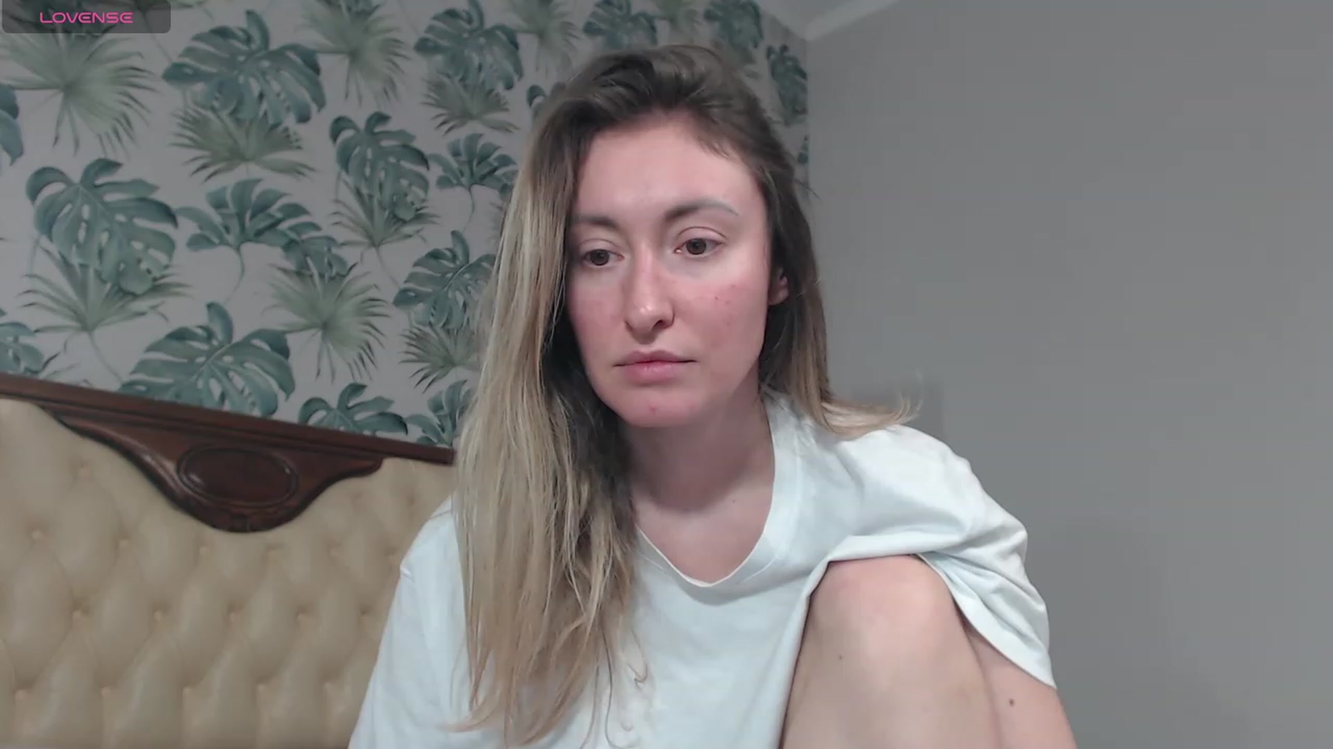 Gallery image thumbnail from Veronica_4u's myfreecams stream on, 02/13/2024, 09:27 image 7 of 20