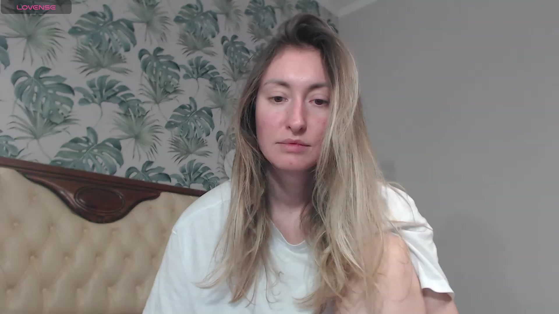 Gallery image thumbnail from Veronica_4u's myfreecams stream on, 02/13/2024, 09:27 image 3 of 20