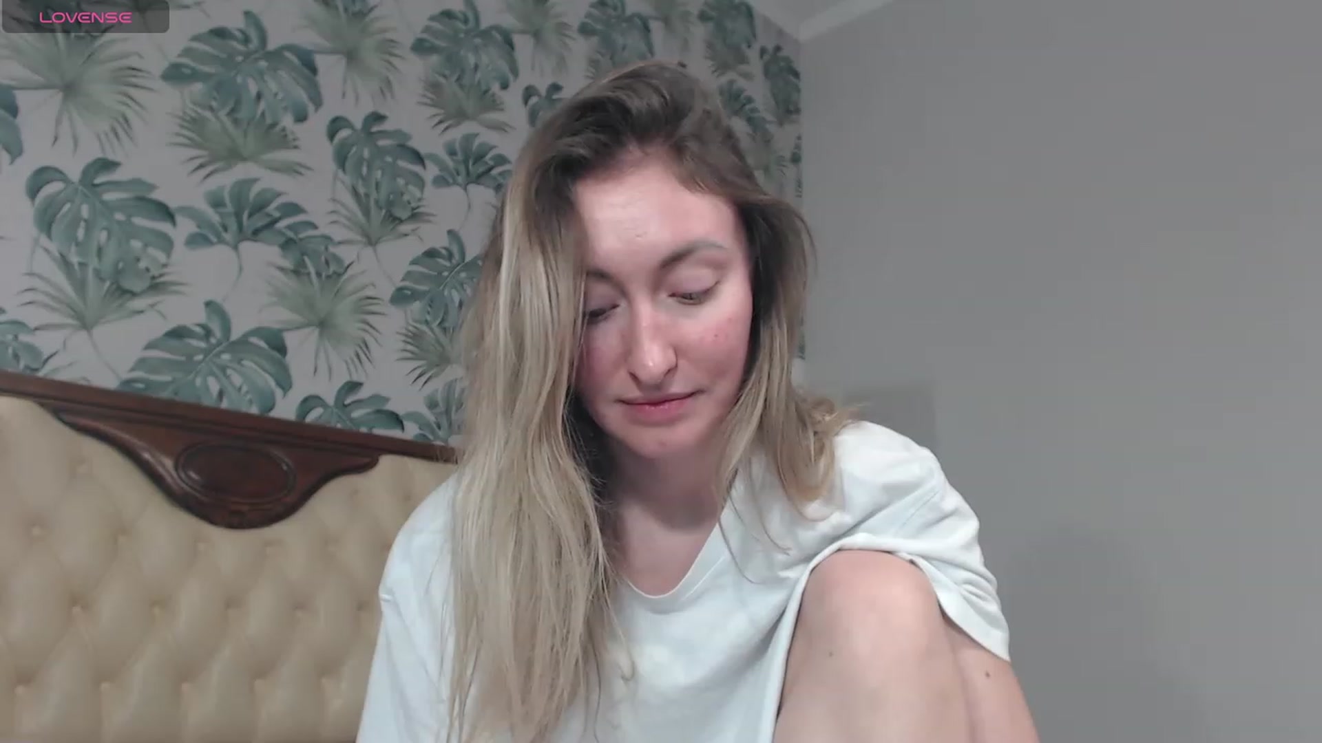 Gallery image thumbnail from Veronica_4u's myfreecams stream on, 02/13/2024, 09:27 image 17 of 20
