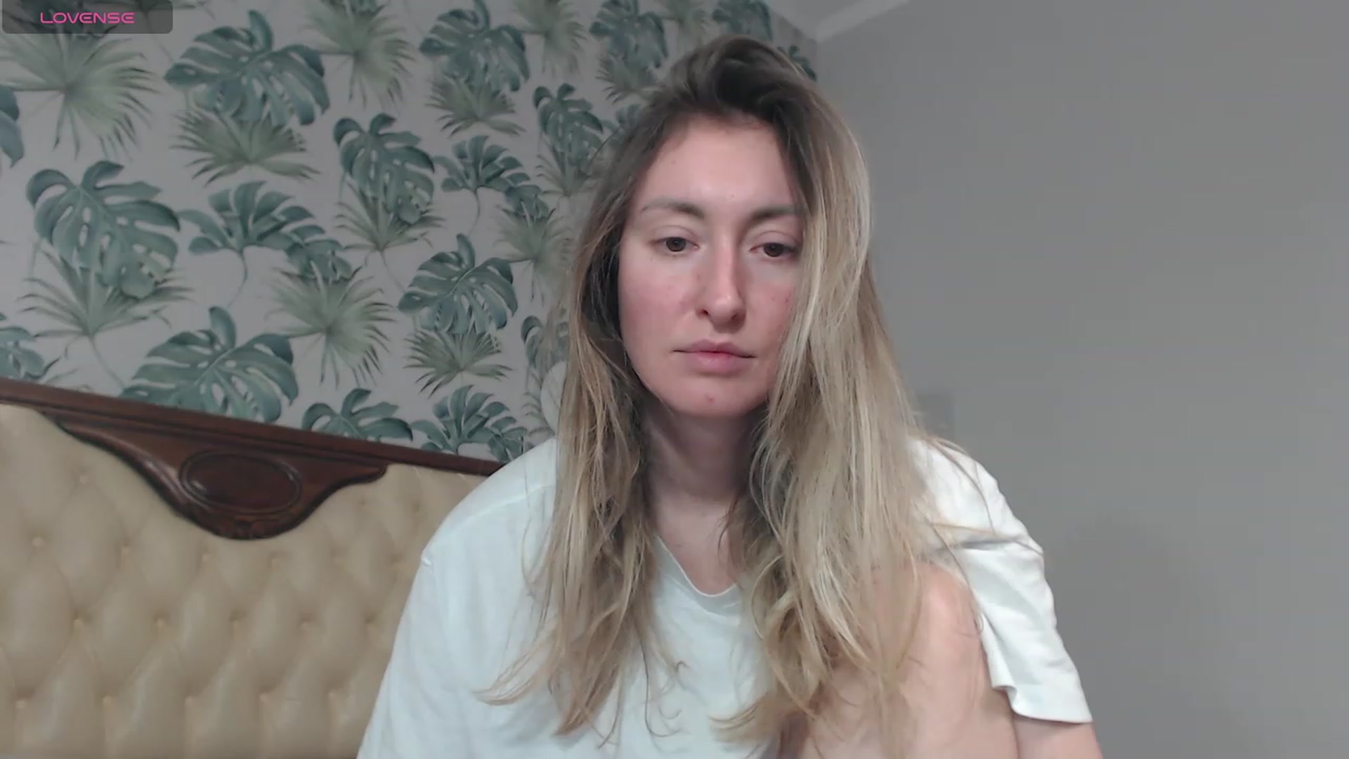 Gallery image thumbnail from Veronica_4u's myfreecams stream on, 02/13/2024, 09:27 image 1 of 20