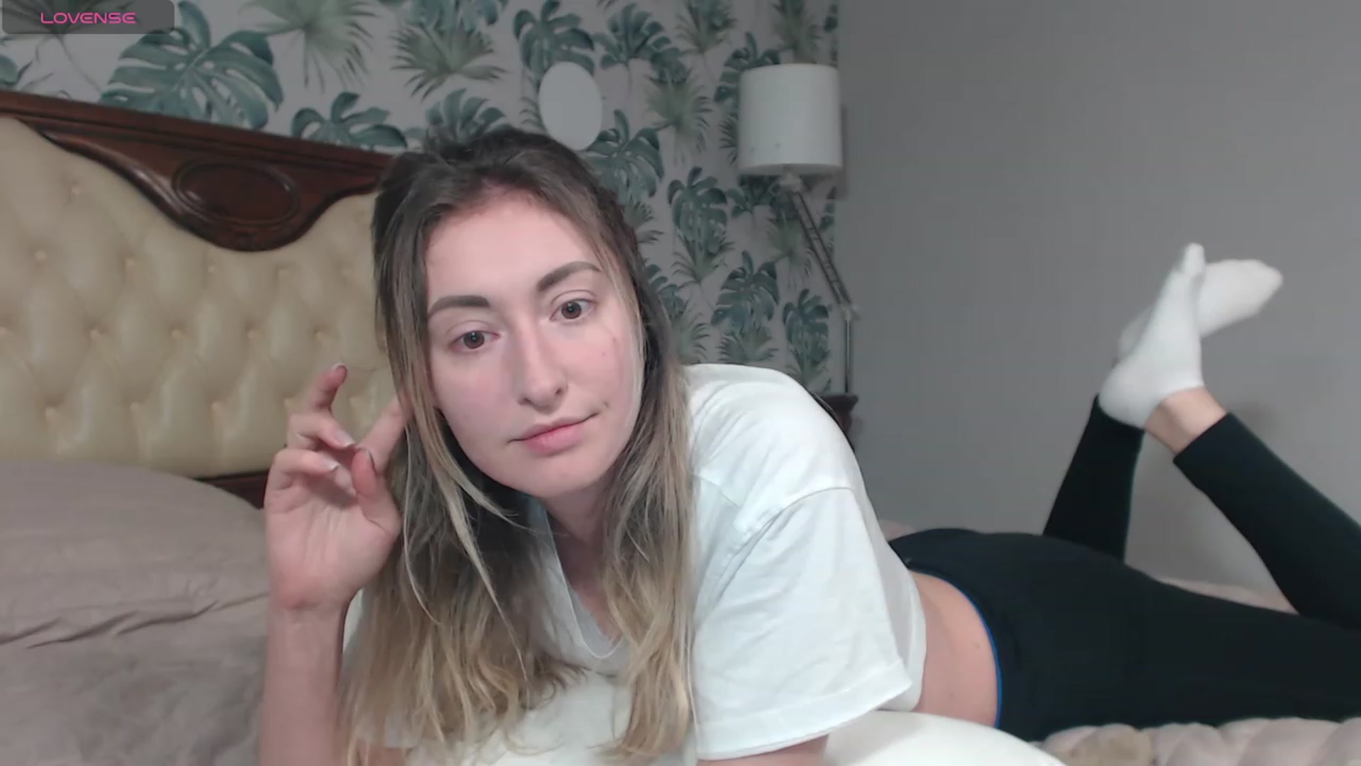 Gallery image thumbnail from Veronica_4u's myfreecams stream on, 02/13/2024, 17:06 image 2 of 20
