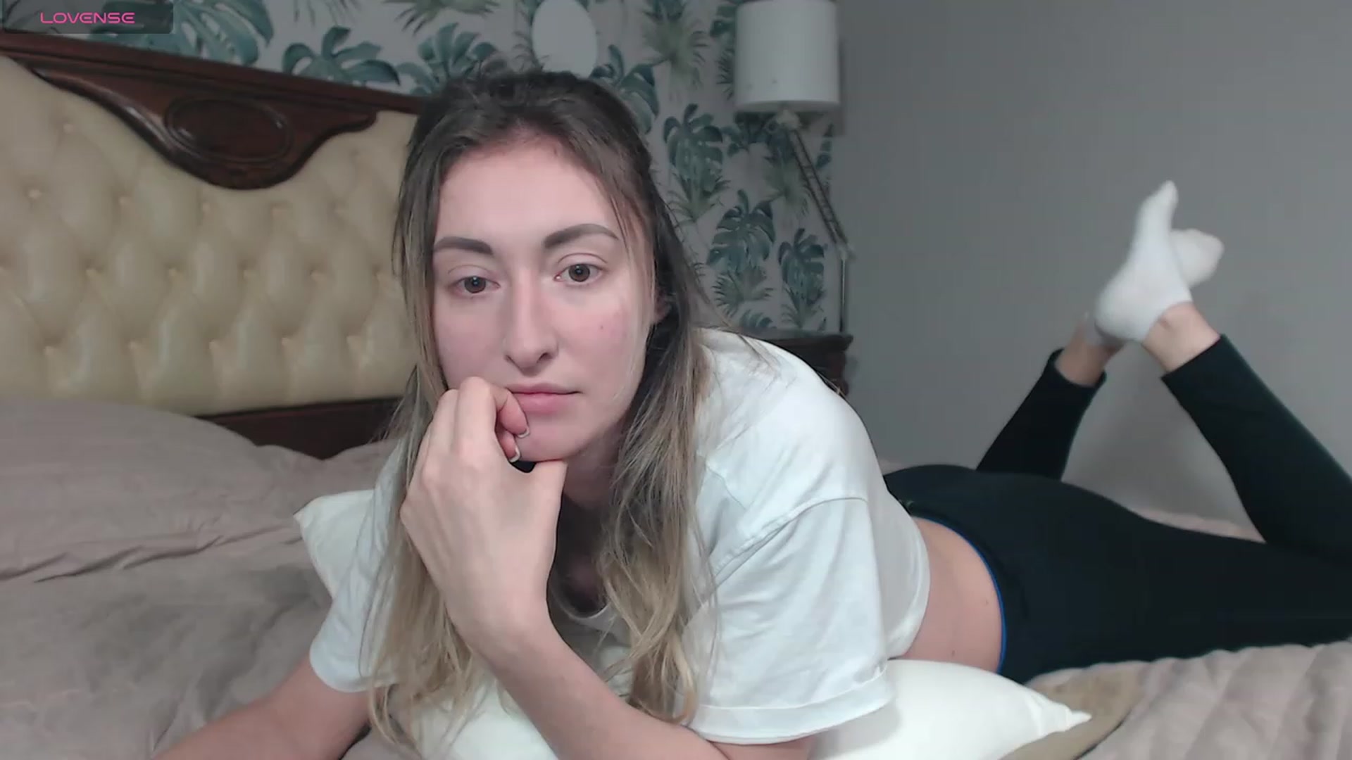 Gallery image thumbnail from Veronica_4u's myfreecams stream on, 02/13/2024, 17:06 image 4 of 20