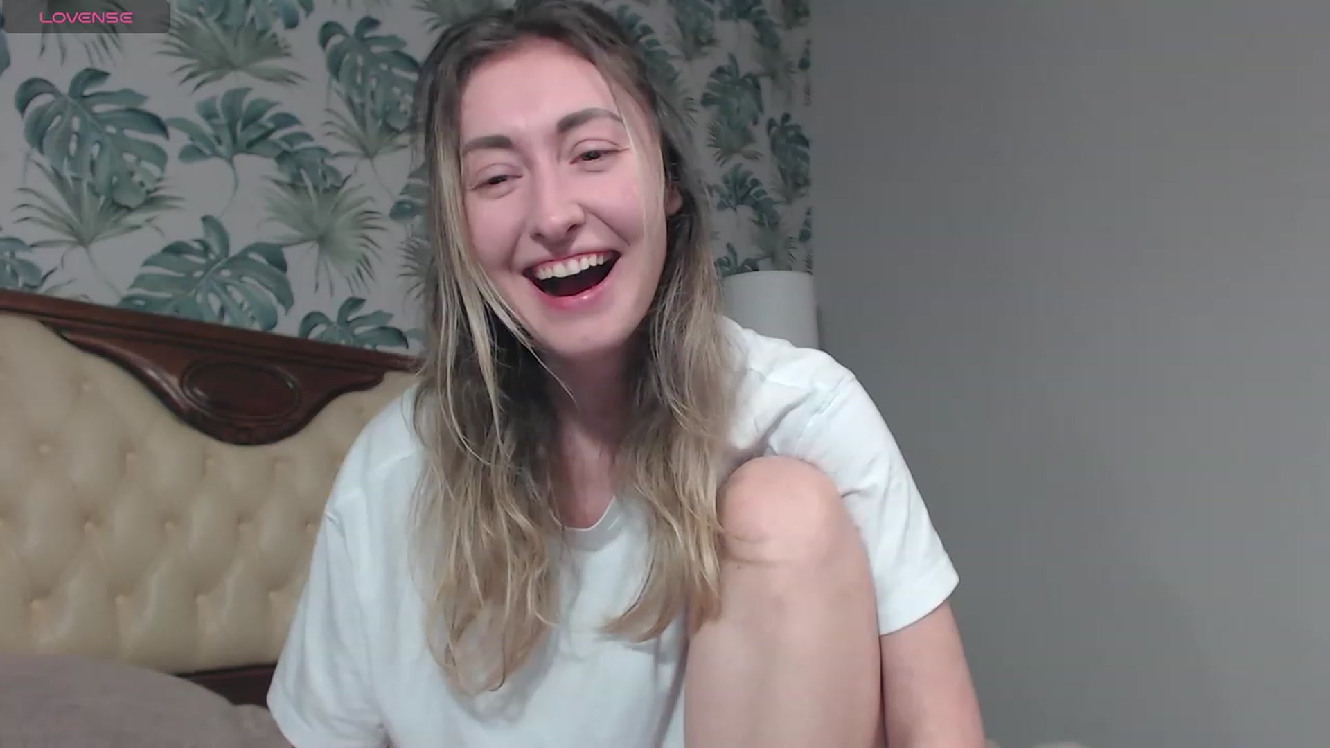 Gallery image thumbnail from Veronica_4u's myfreecams stream on, 02/13/2024, 17:52 image 19 of 20
