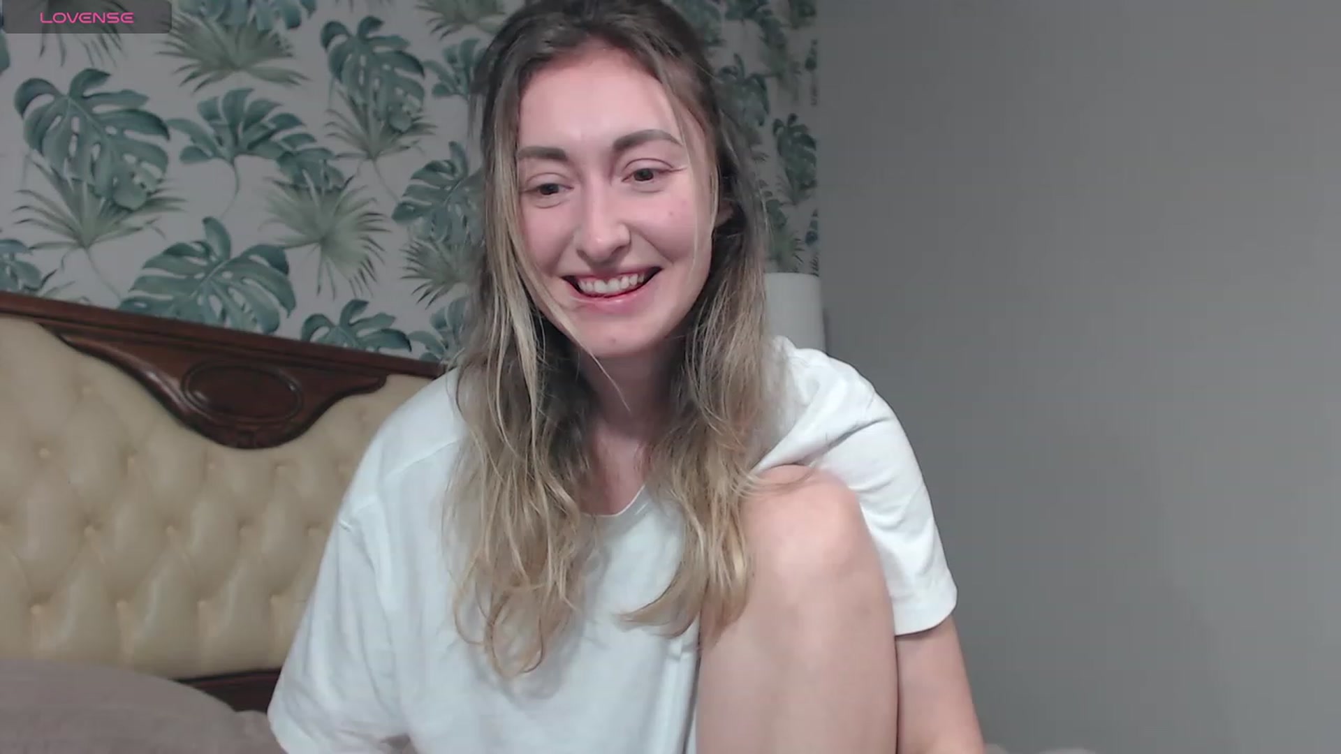 Gallery image thumbnail from Veronica_4u's myfreecams stream on, 02/13/2024, 17:52 image 16 of 20