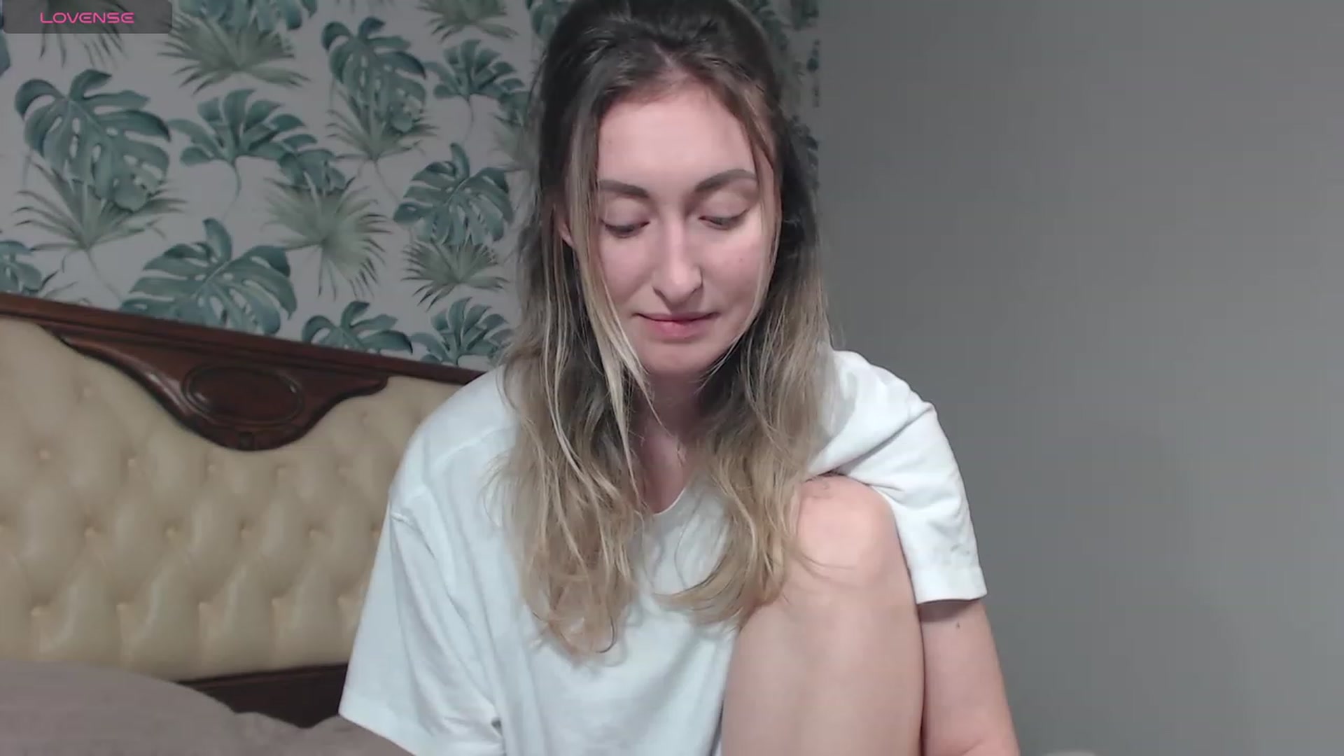 Gallery image thumbnail from Veronica_4u's myfreecams stream on, 02/13/2024, 17:52 image 12 of 20