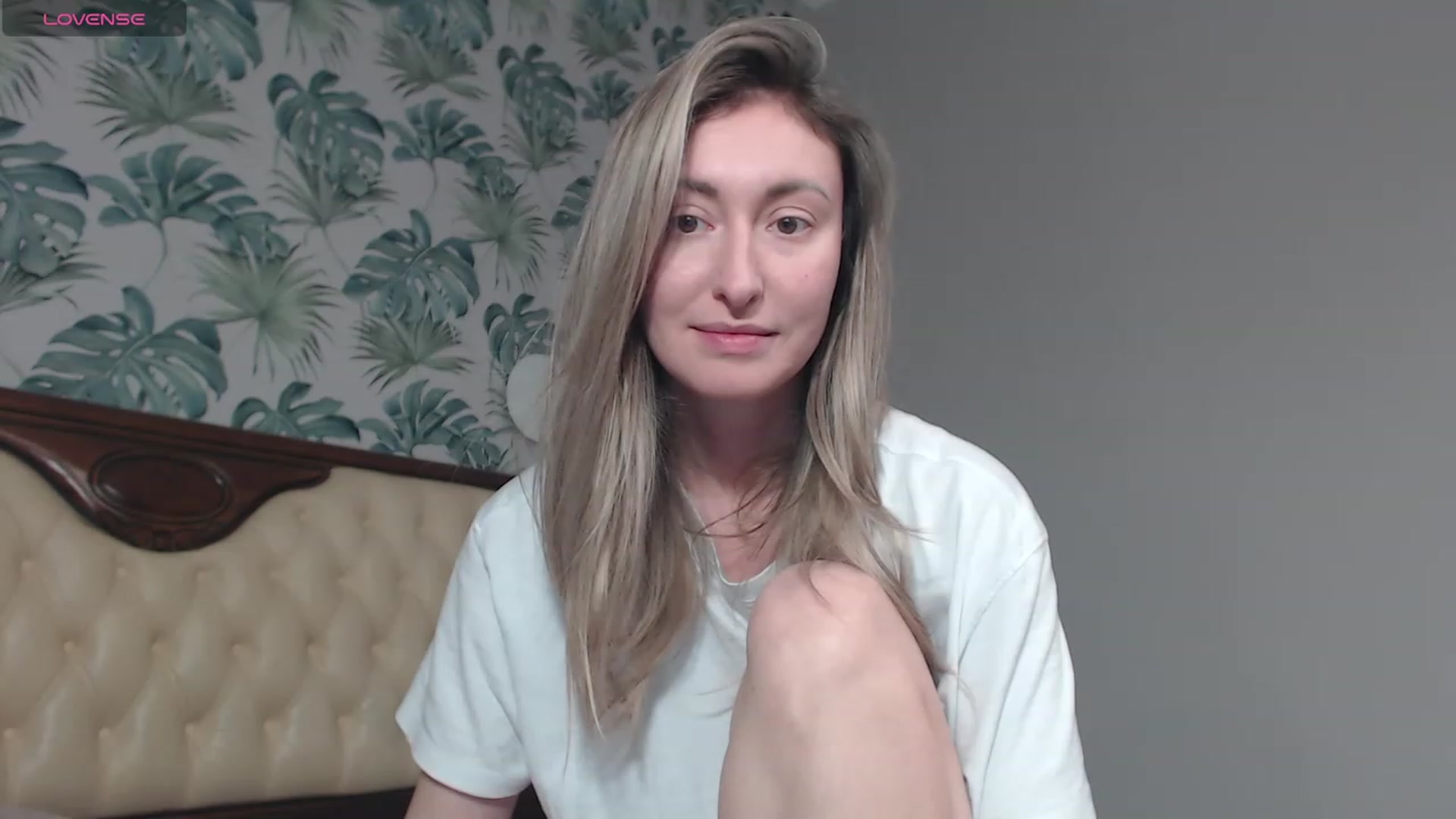 Gallery image thumbnail from Veronica_4u's myfreecams stream on, 02/15/2024, 17:23 image 16 of 20
