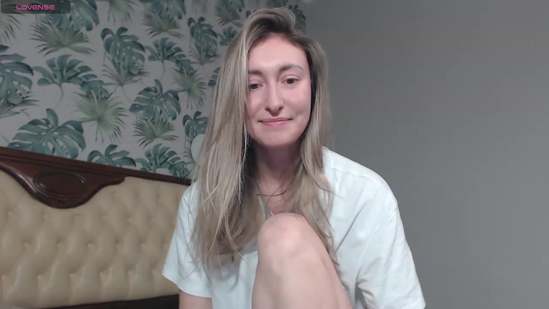 Gallery image thumbnail from Veronica_4u's myfreecams stream on, 02/15/2024, 17:23 image 12 of 20