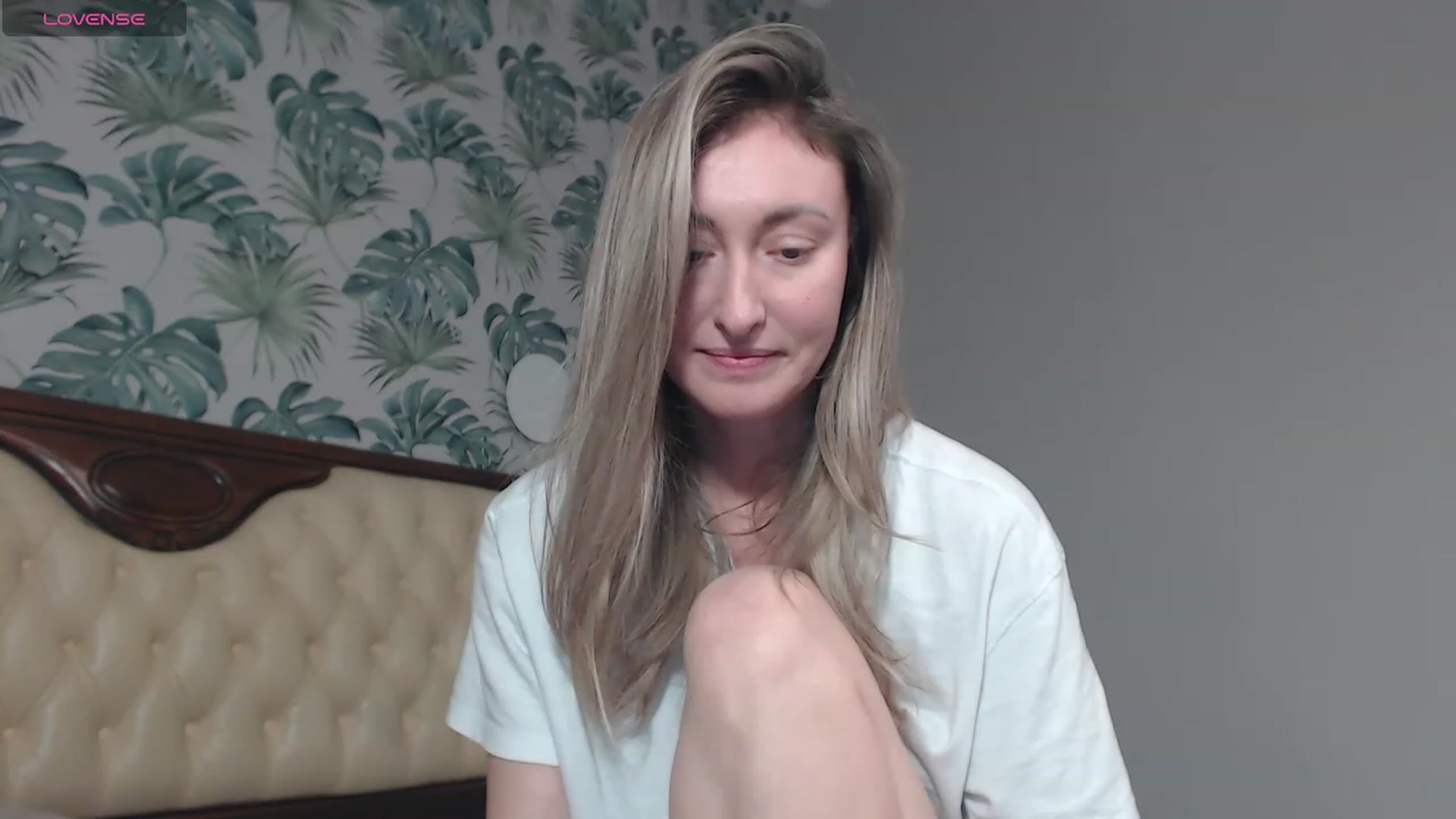 Gallery image thumbnail from Veronica_4u's myfreecams stream on, 02/15/2024, 17:23 image 17 of 20