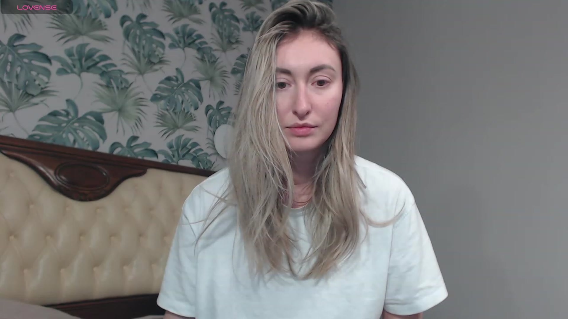 Gallery image thumbnail from Veronica_4u's myfreecams stream on, 02/16/2024, 17:23 image 17 of 20