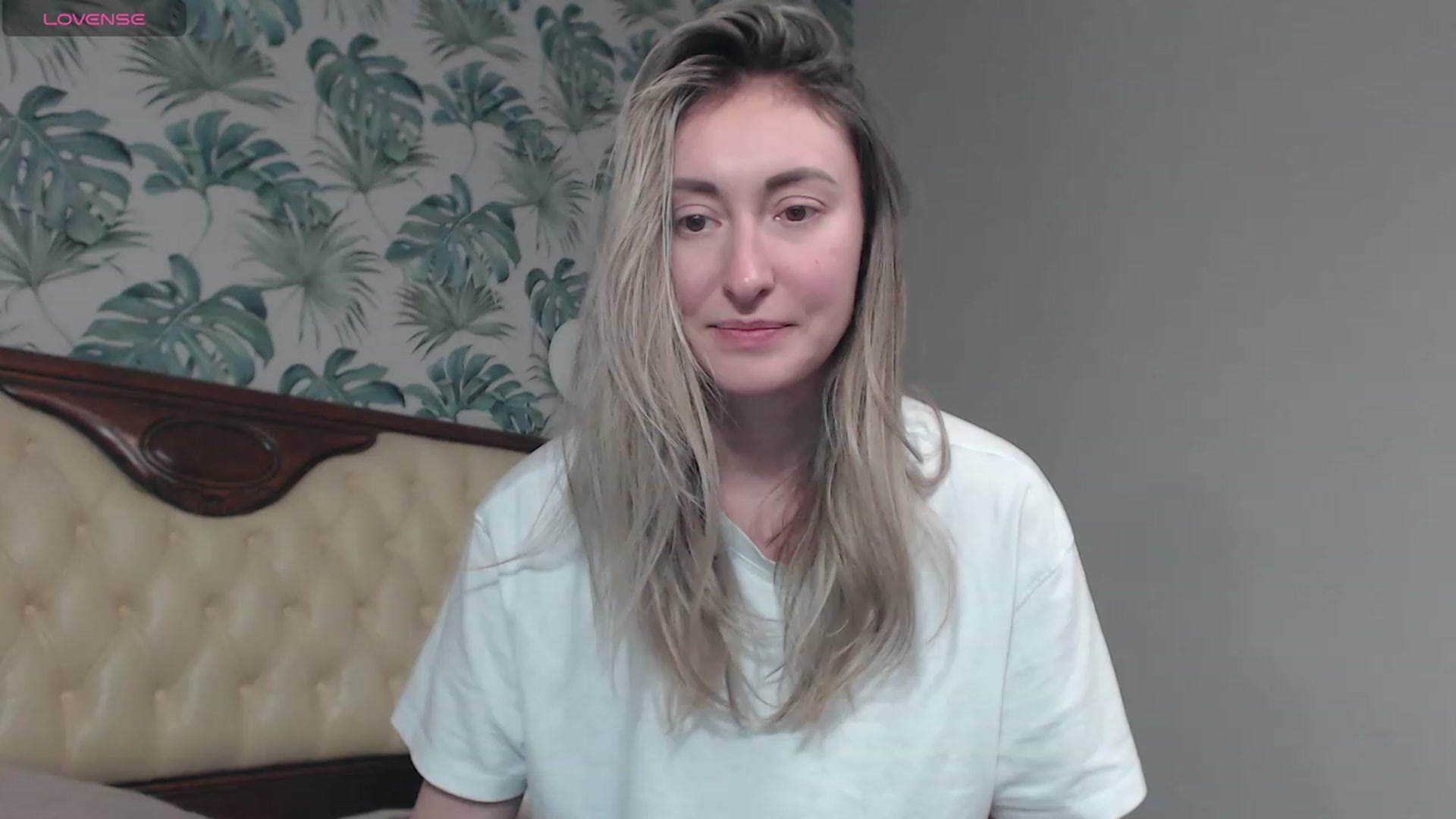 Gallery image thumbnail from Veronica_4u's myfreecams stream on, 02/16/2024, 17:23 image 13 of 20