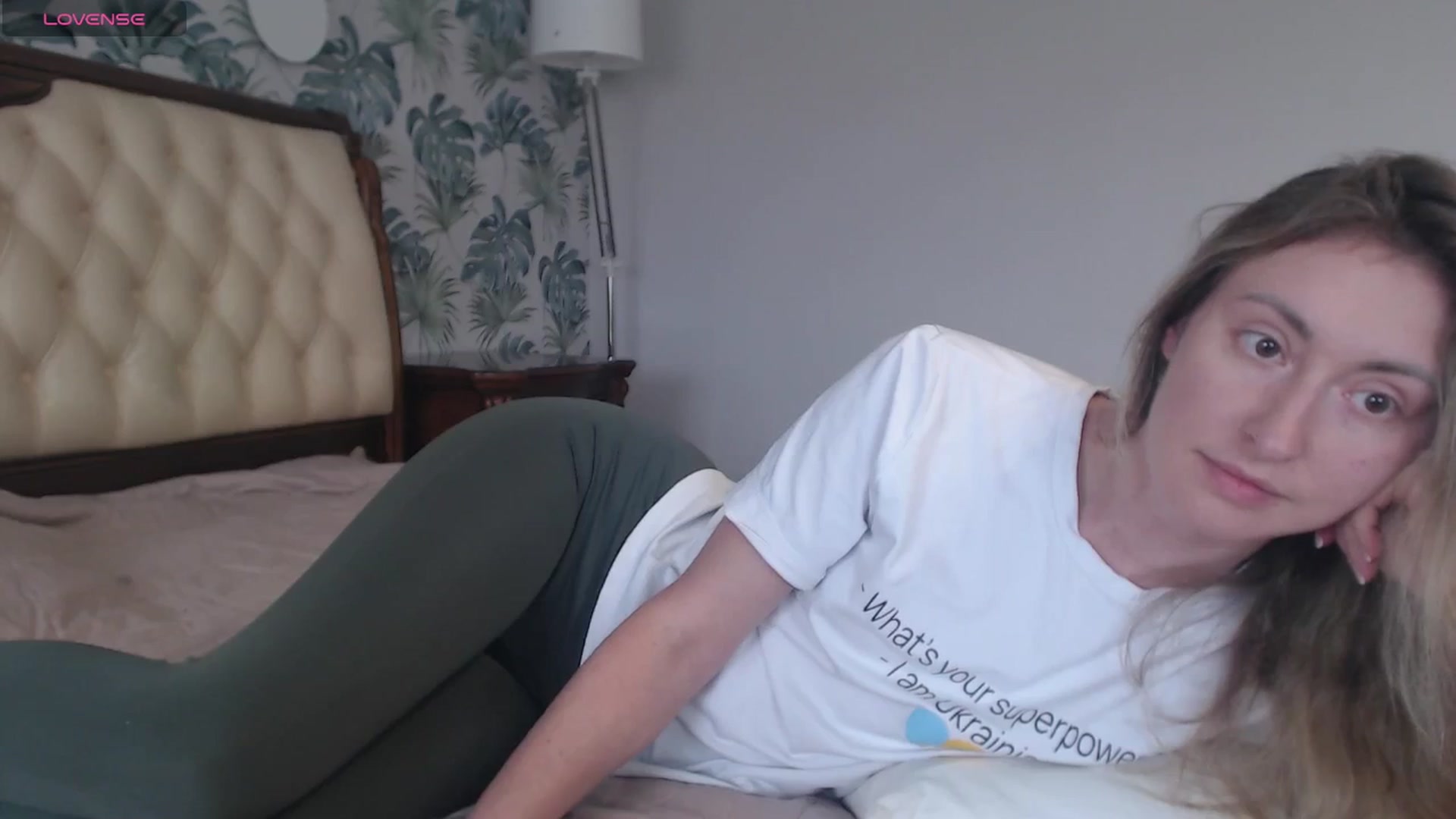 Gallery image thumbnail from Veronica_4u's myfreecams stream on, 06/17/2024, 13:38 image 5 of 20