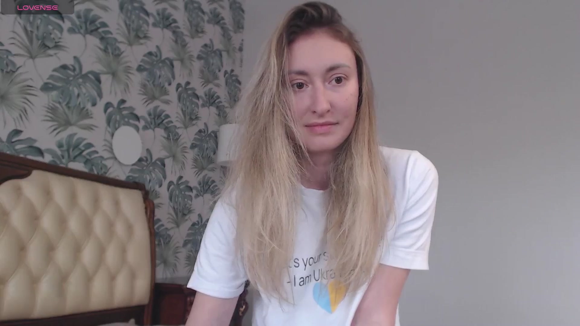 Gallery image thumbnail from Veronica_4u's myfreecams stream on, 06/17/2024, 13:38 image 11 of 20