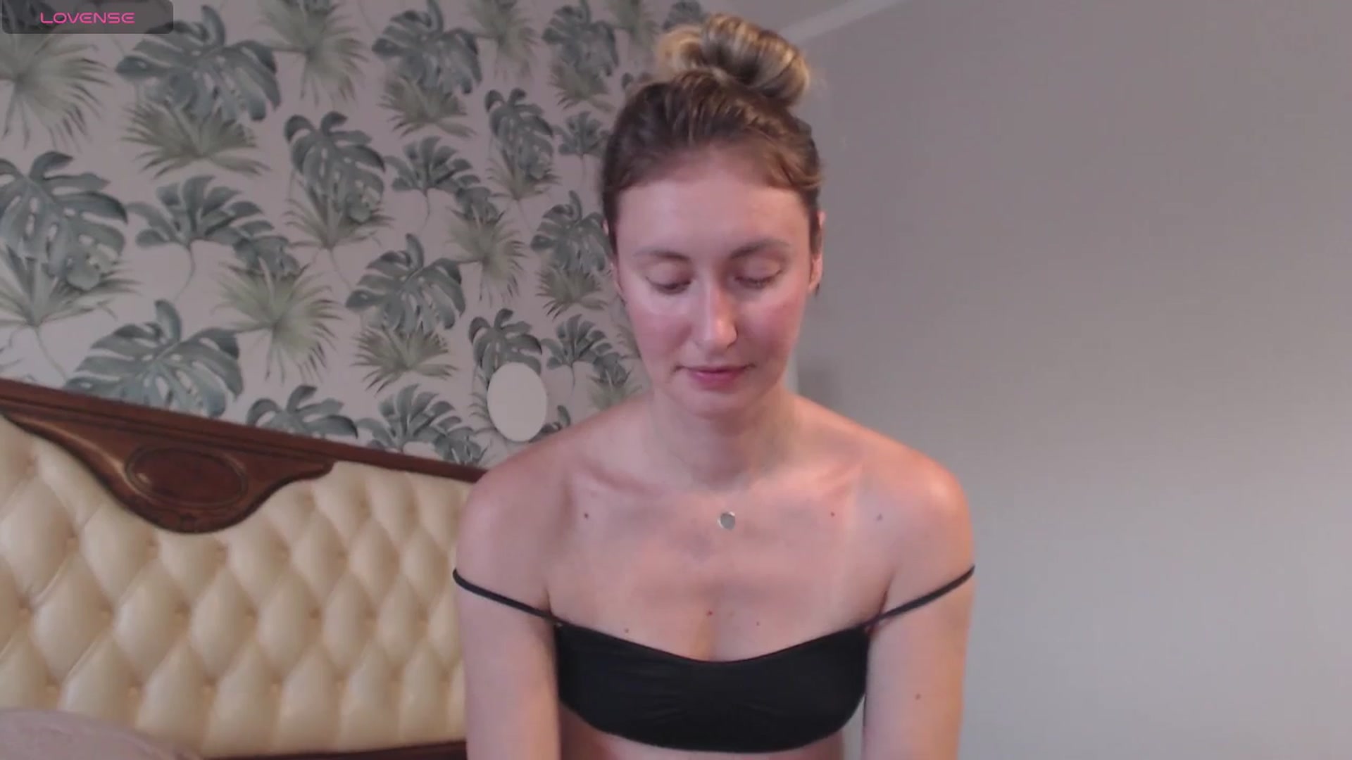 Gallery image thumbnail from Veronica_4u's myfreecams stream on, 07/30/2024, 15:26 image 14 of 20