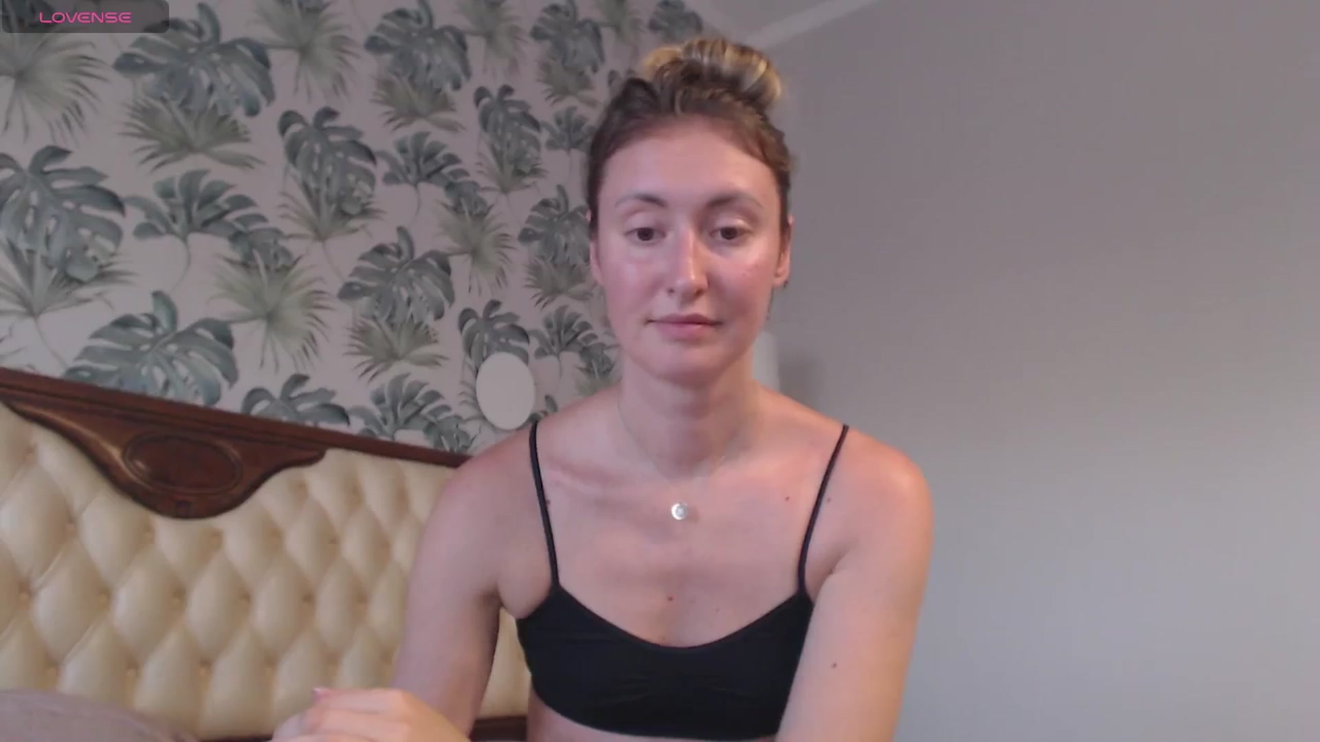 Gallery image thumbnail from Veronica_4u's myfreecams stream on, 07/30/2024, 15:26 image 19 of 20